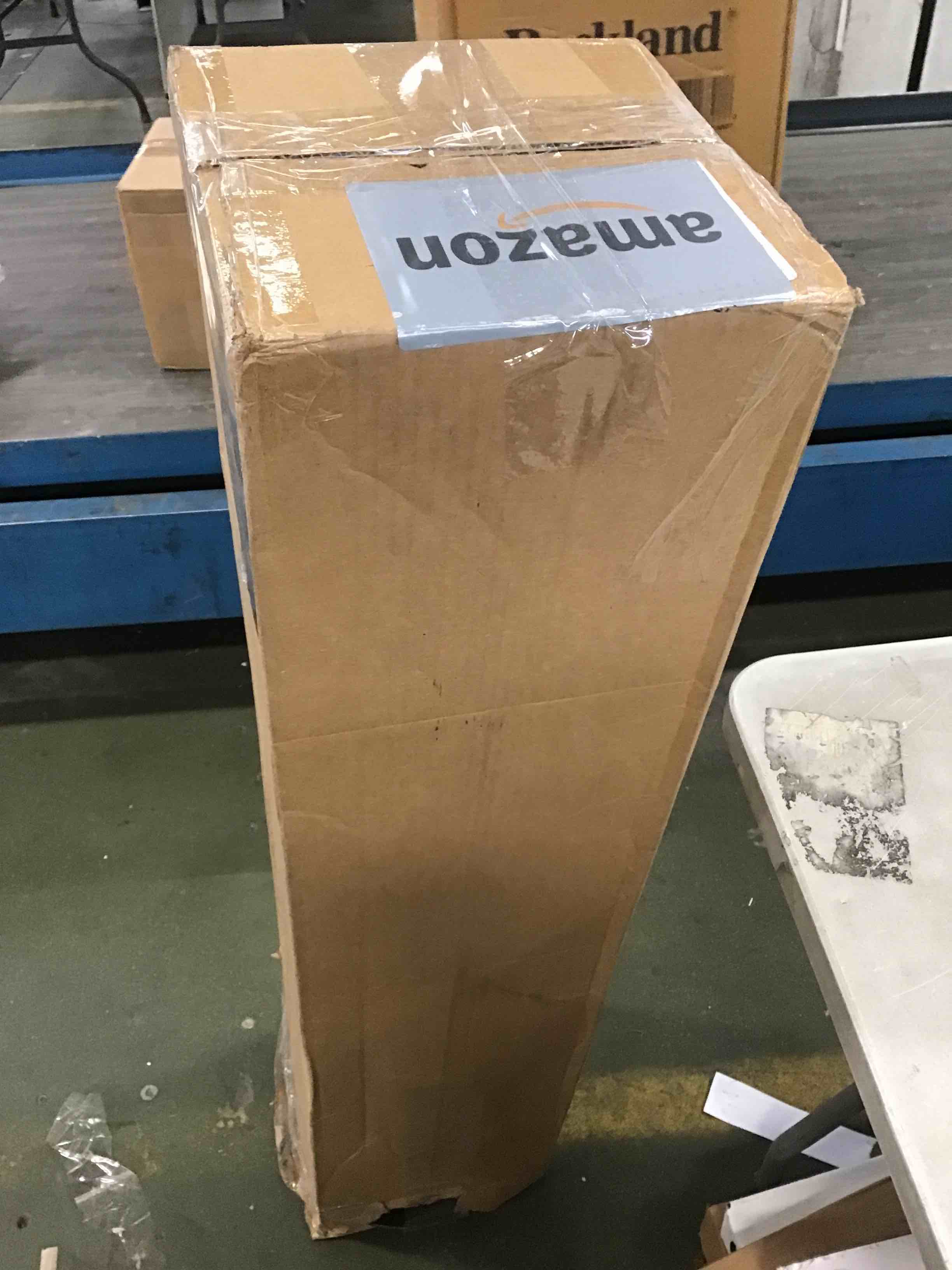 https://s3.amazonaws.com/lotting-images-prod/bidfta/YEL6091502_1708891065795.jpeg