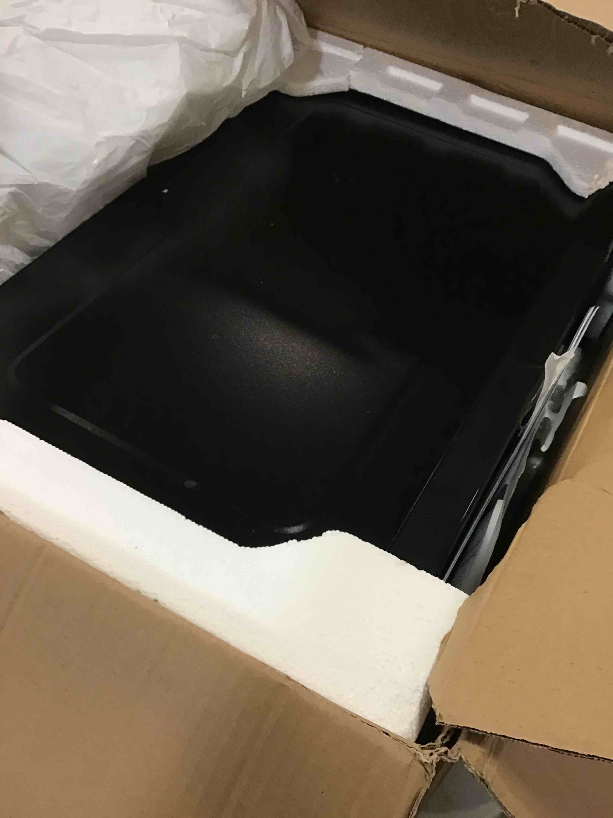 https://s3.amazonaws.com/lotting-images-prod/bidfta/YEL6091825_1709043939375.jpeg