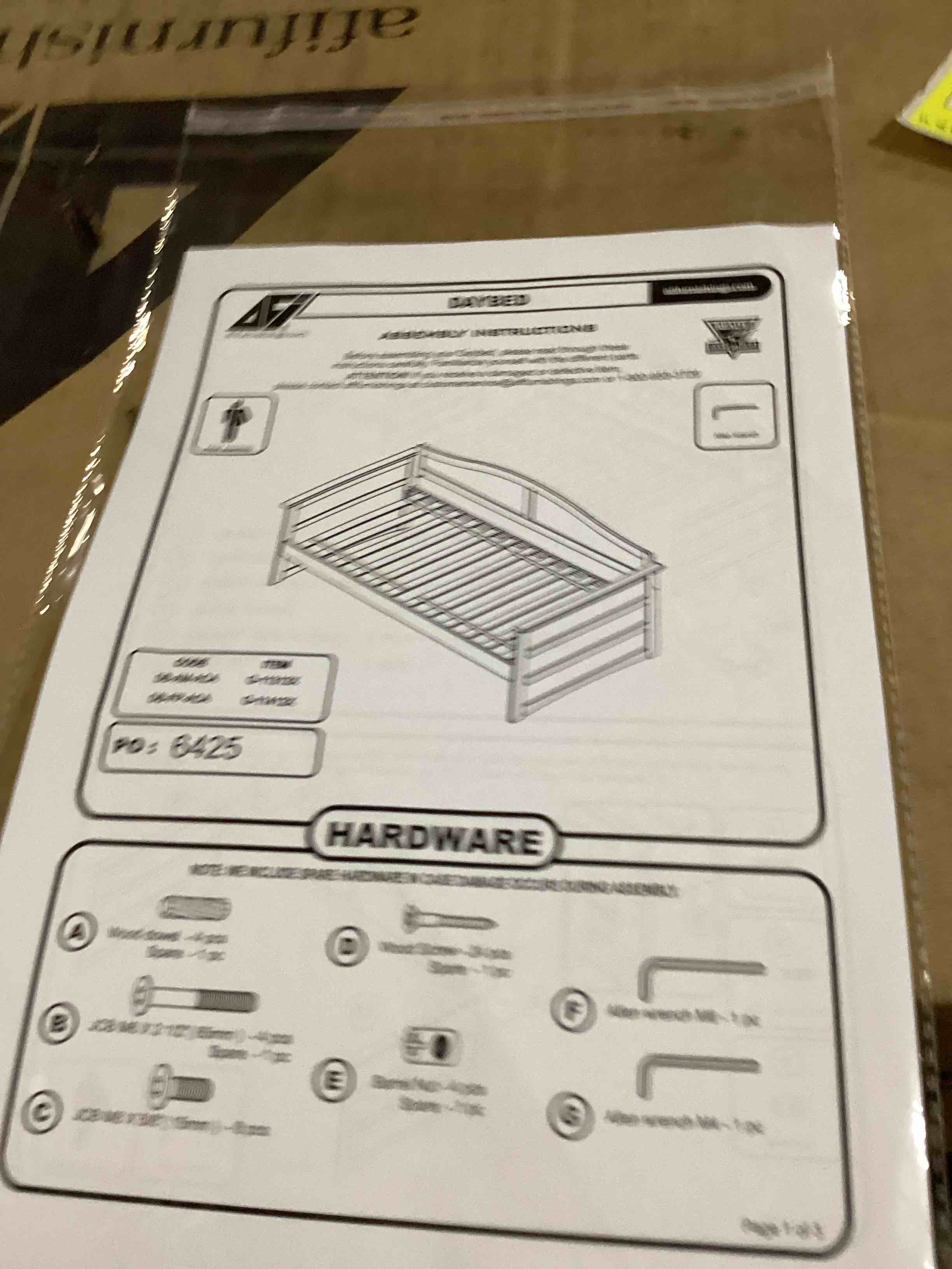 https://s3.amazonaws.com/lotting-images-prod/bidfta/YEL6092366_1717166508839.jpeg