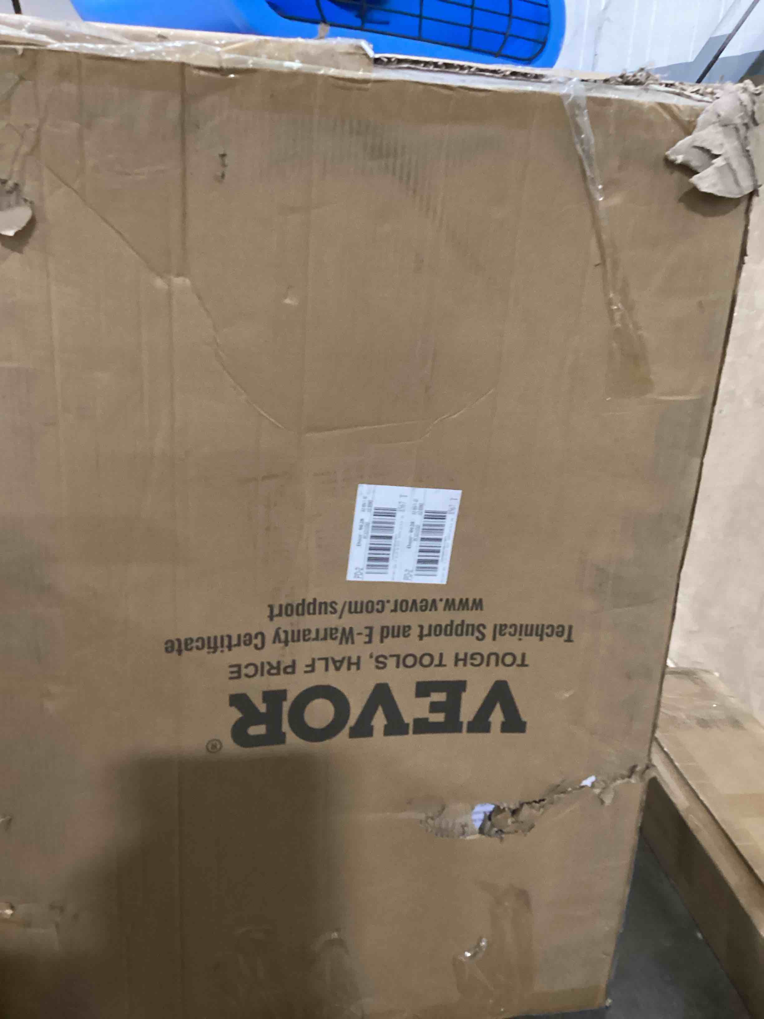 https://s3.amazonaws.com/lotting-images-prod/bidfta/YEL6092387_1717174239939.jpeg