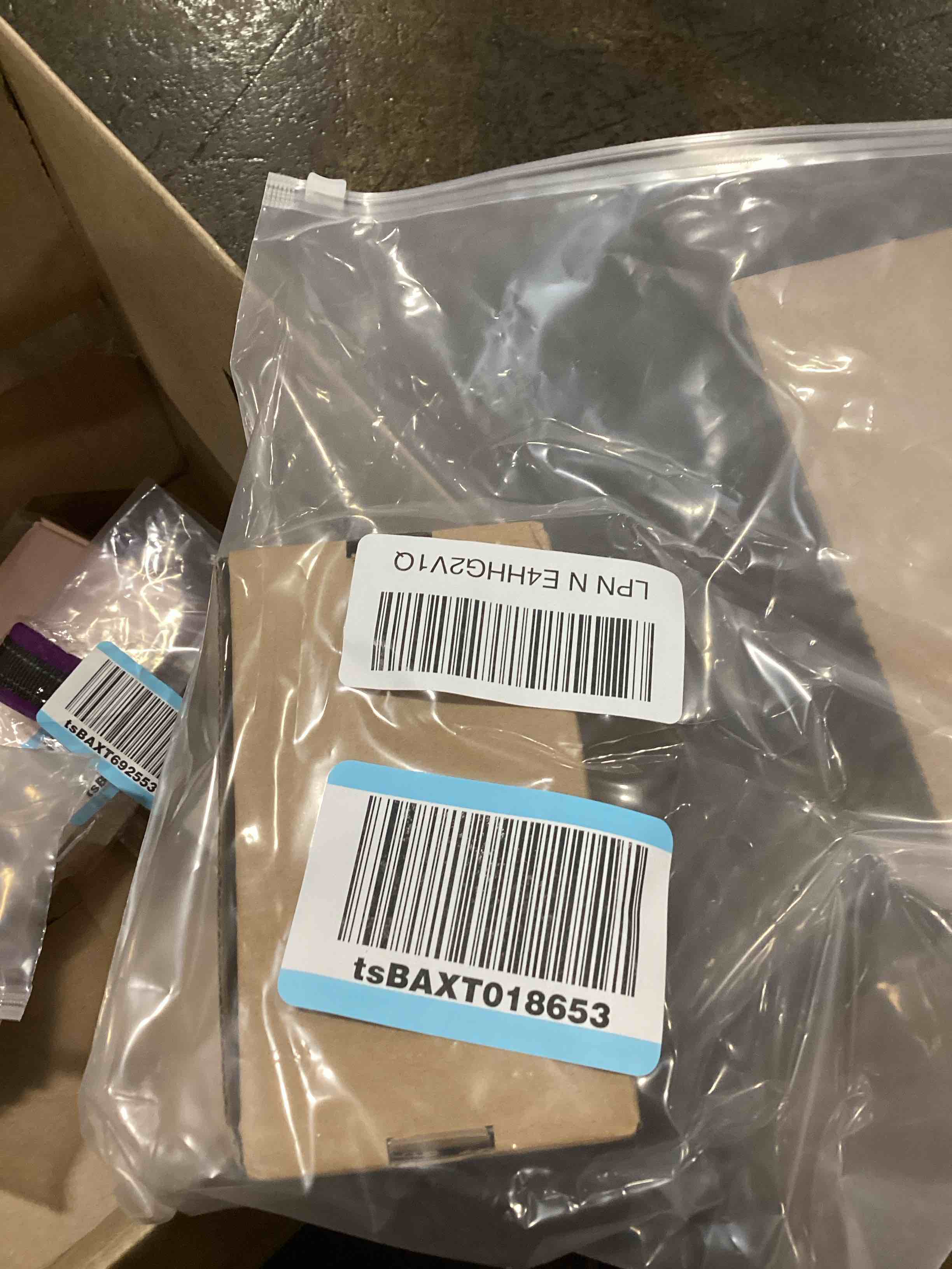 https://s3.amazonaws.com/lotting-images-prod/bidfta/YEL6093309_1723737378787.jpeg