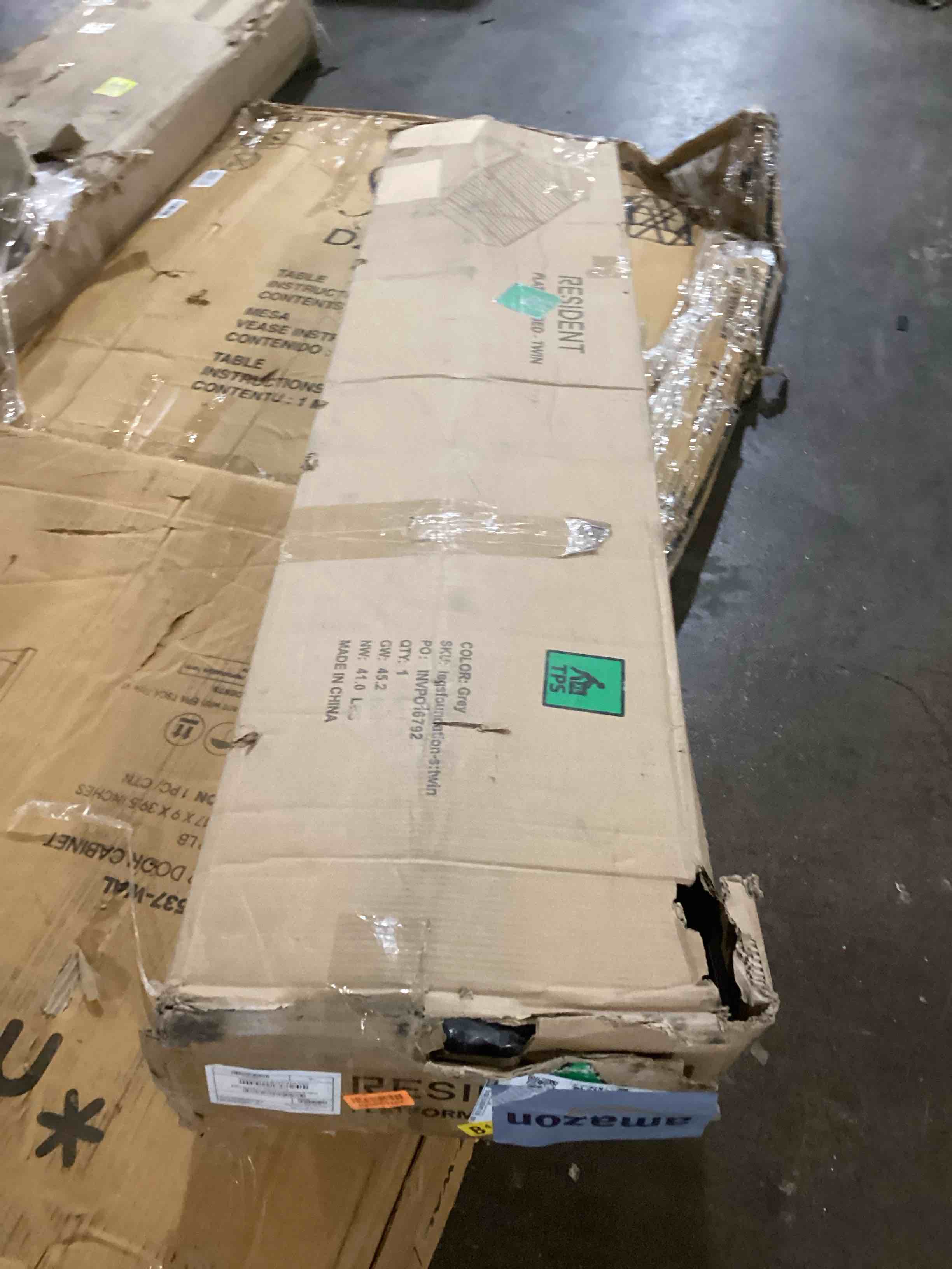 https://s3.amazonaws.com/lotting-images-prod/bidfta/YEL6096084_1717614919730.jpeg