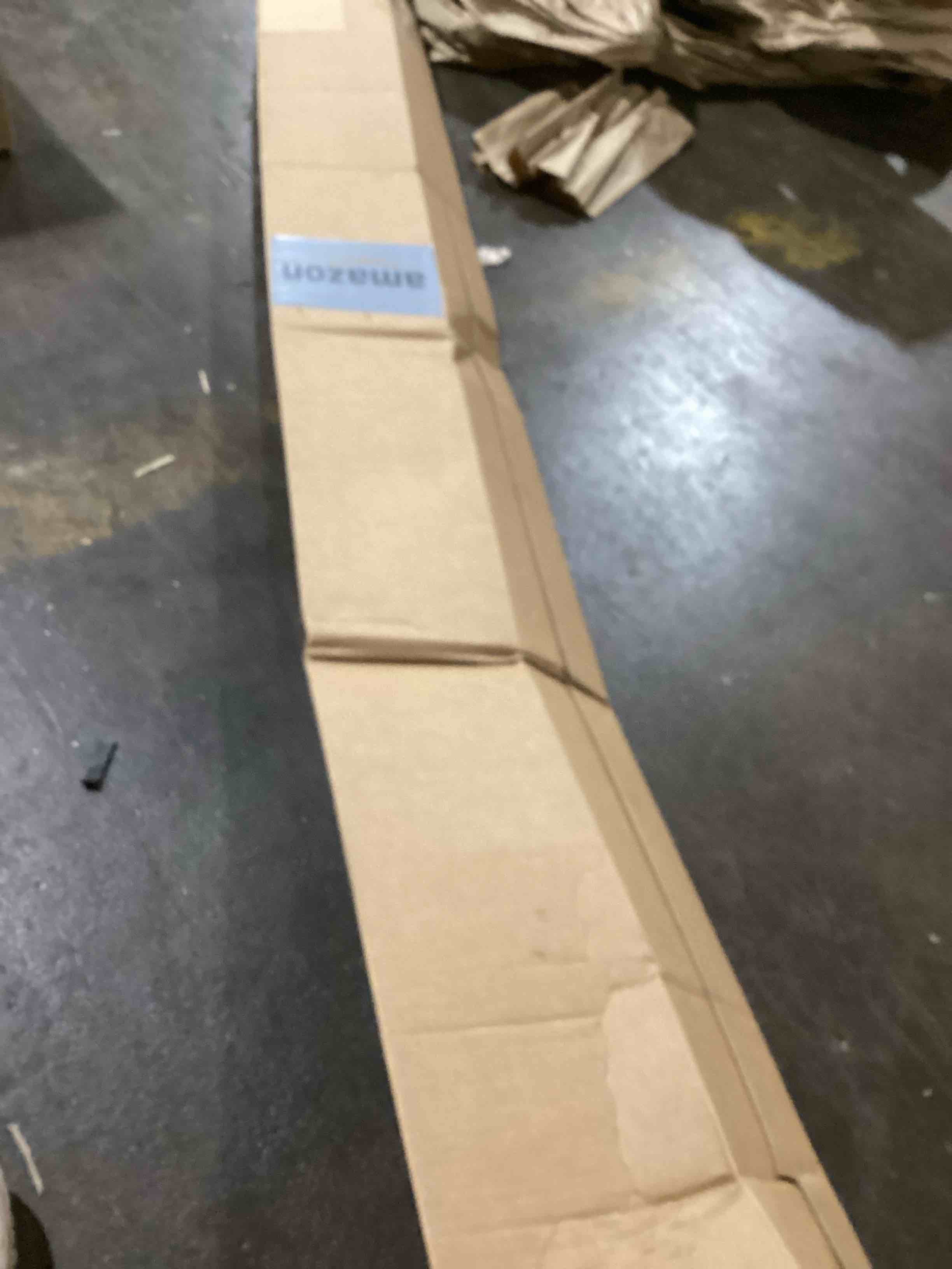 https://s3.amazonaws.com/lotting-images-prod/bidfta/YEL6096095_1717613874288.jpeg