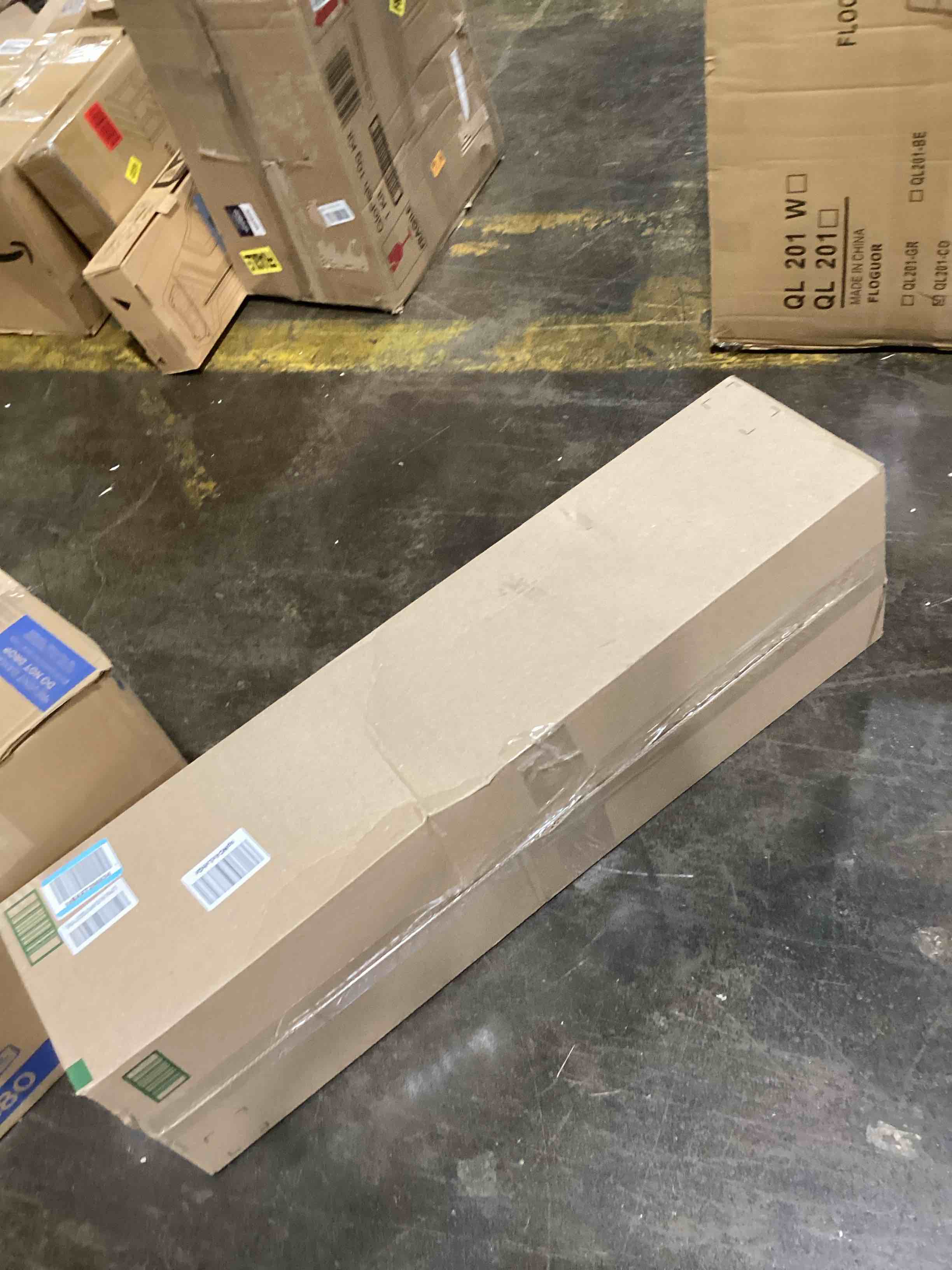 https://s3.amazonaws.com/lotting-images-prod/bidfta/YEL6097057_1719250709283.jpeg