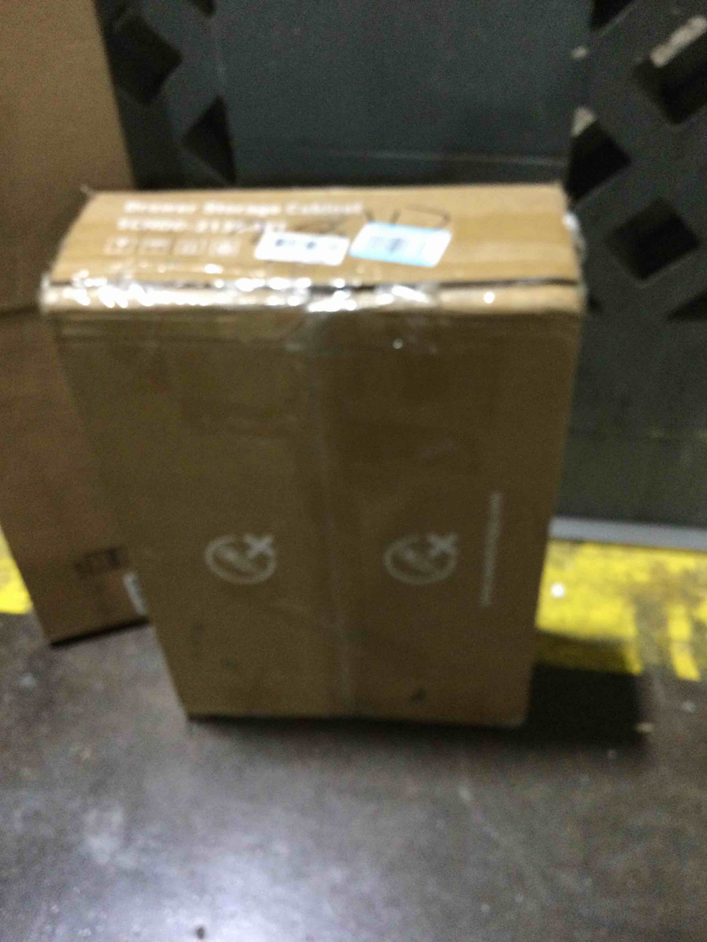 https://s3.amazonaws.com/lotting-images-prod/bidfta/YEL6097182_1719320898804.jpeg