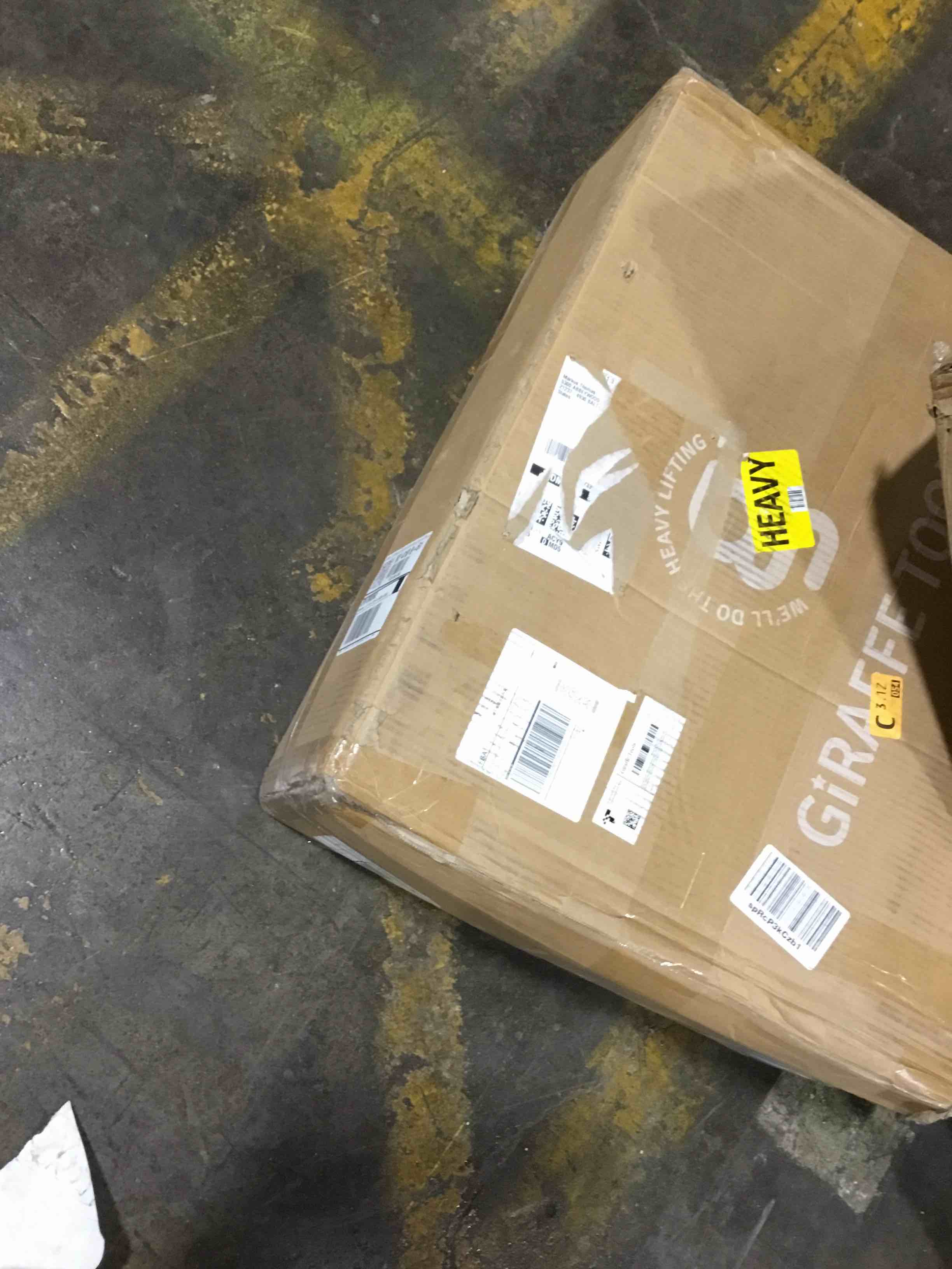 https://s3.amazonaws.com/lotting-images-prod/bidfta/YEL6097879_1719679978037.jpeg