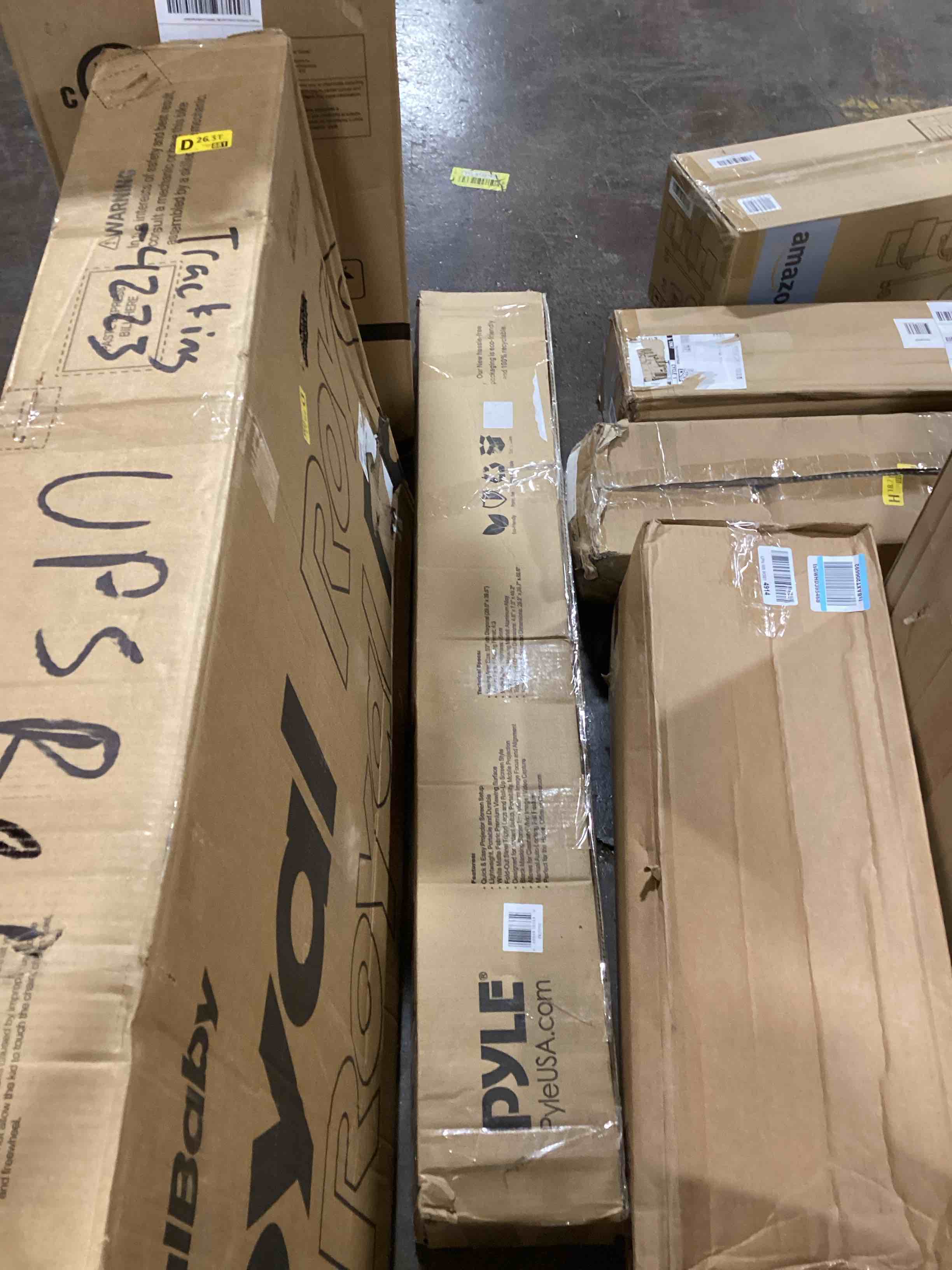 https://s3.amazonaws.com/lotting-images-prod/bidfta/YEL6099366_1718041350713.jpeg