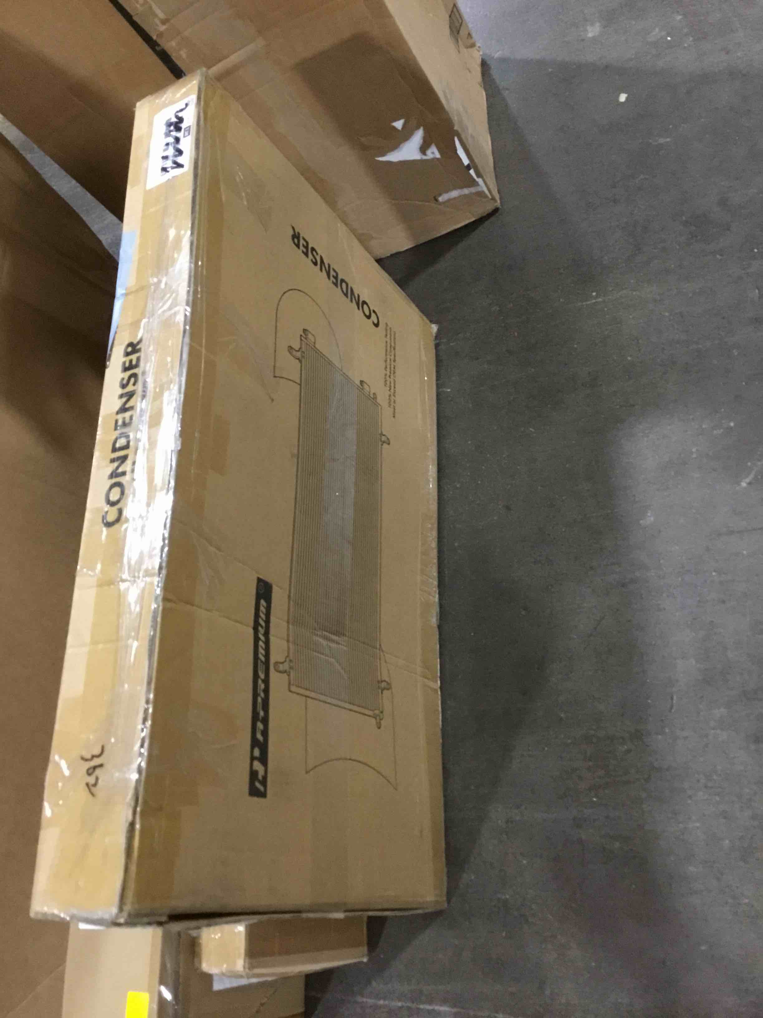 https://s3.amazonaws.com/lotting-images-prod/bidfta/YEL6099916_1718304617300.jpeg