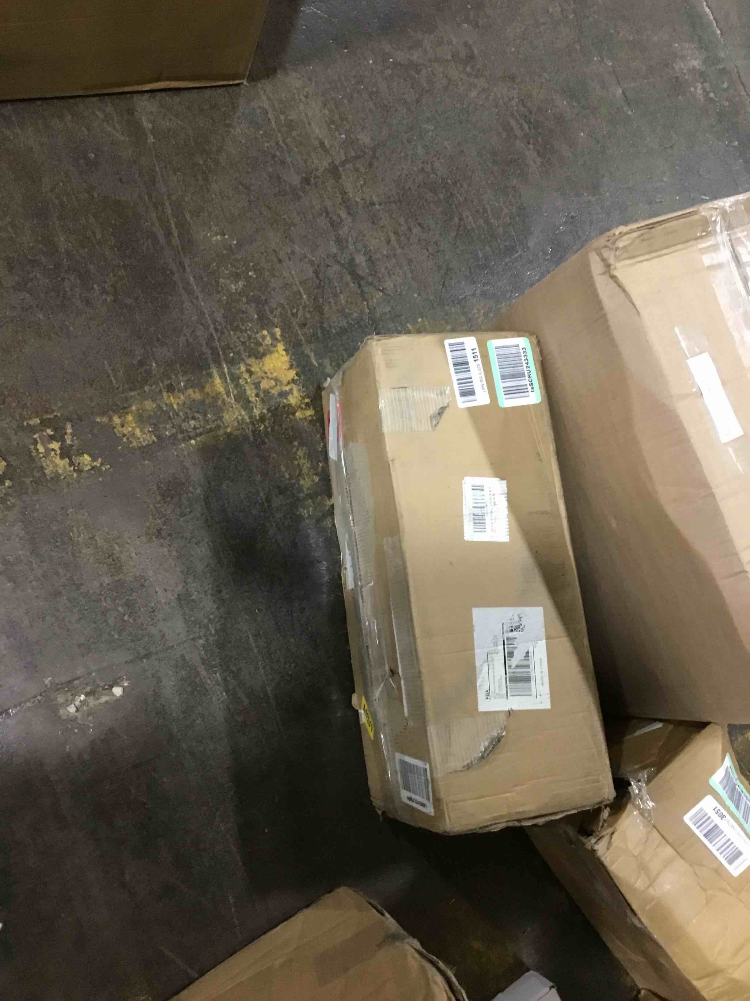 https://s3.amazonaws.com/lotting-images-prod/bidfta/YEL6099947_1718306151572.jpeg
