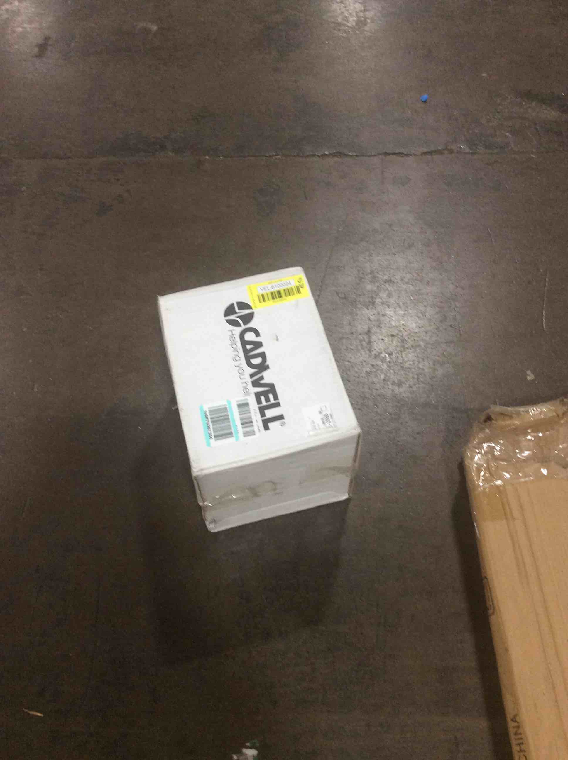 https://s3.amazonaws.com/lotting-images-prod/bidfta/YEL6100024_1718307819711.jpeg