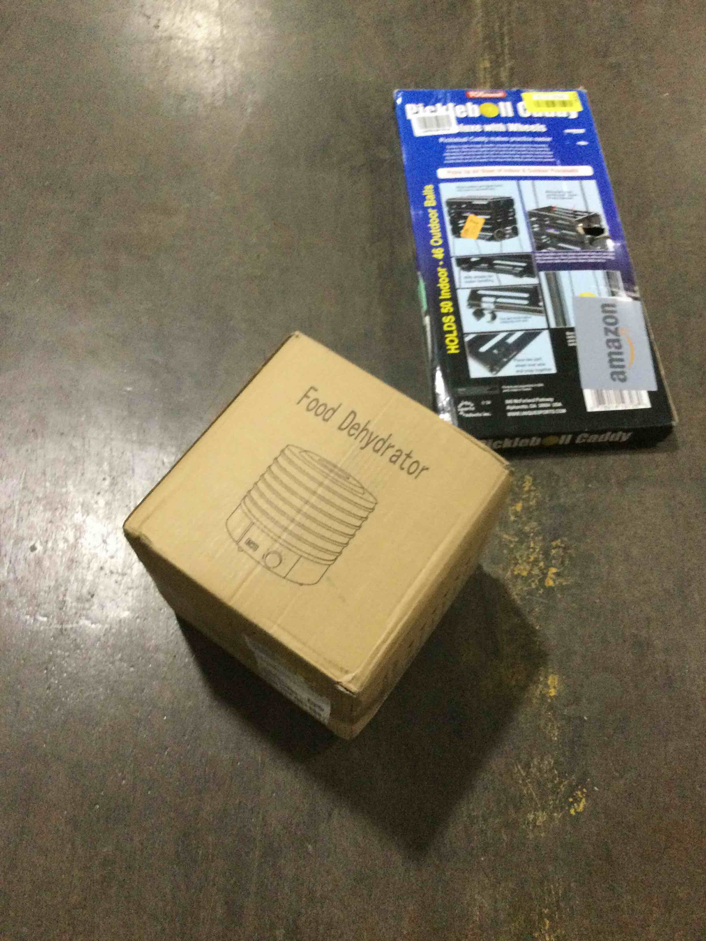 https://s3.amazonaws.com/lotting-images-prod/bidfta/YEL6100049_1718313994996.jpeg