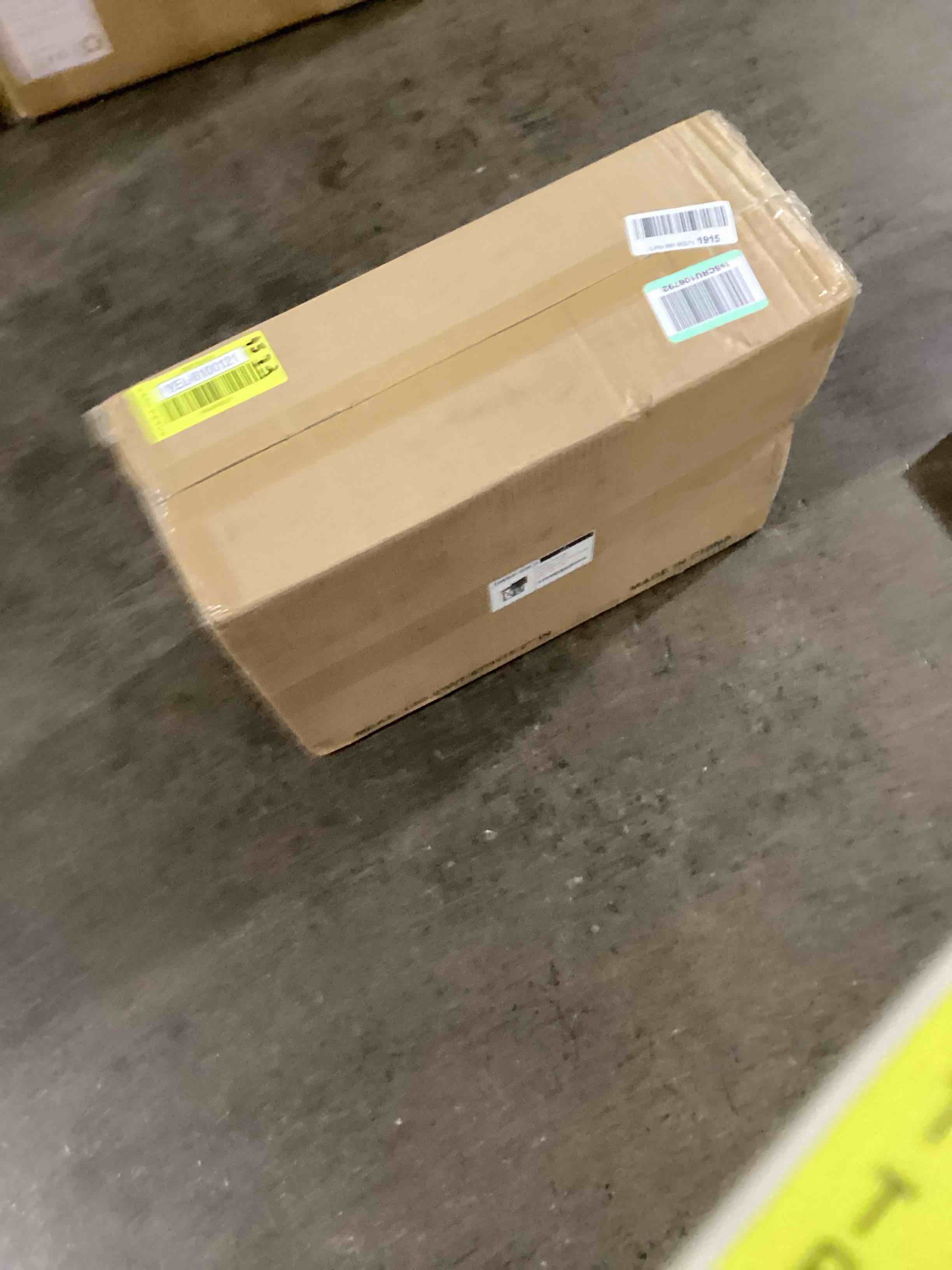 https://s3.amazonaws.com/lotting-images-prod/bidfta/YEL6100121_1718384409076.jpeg