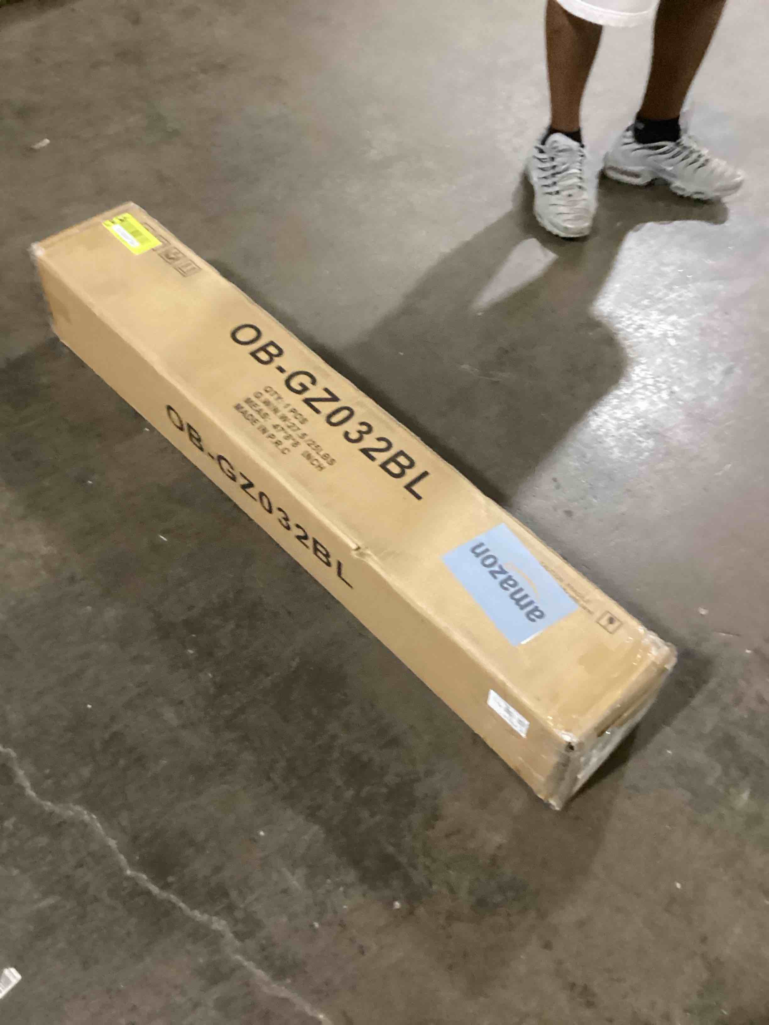 https://s3.amazonaws.com/lotting-images-prod/bidfta/YEL6100132_1718387244910.jpeg