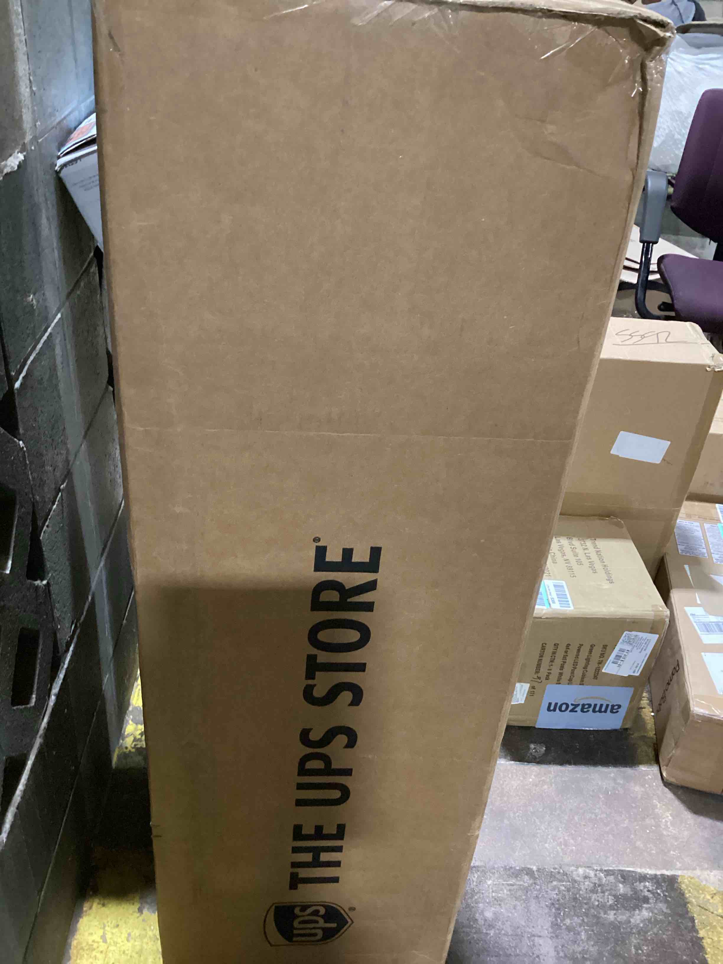 https://s3.amazonaws.com/lotting-images-prod/bidfta/YEL6100273_1718379728771.jpeg