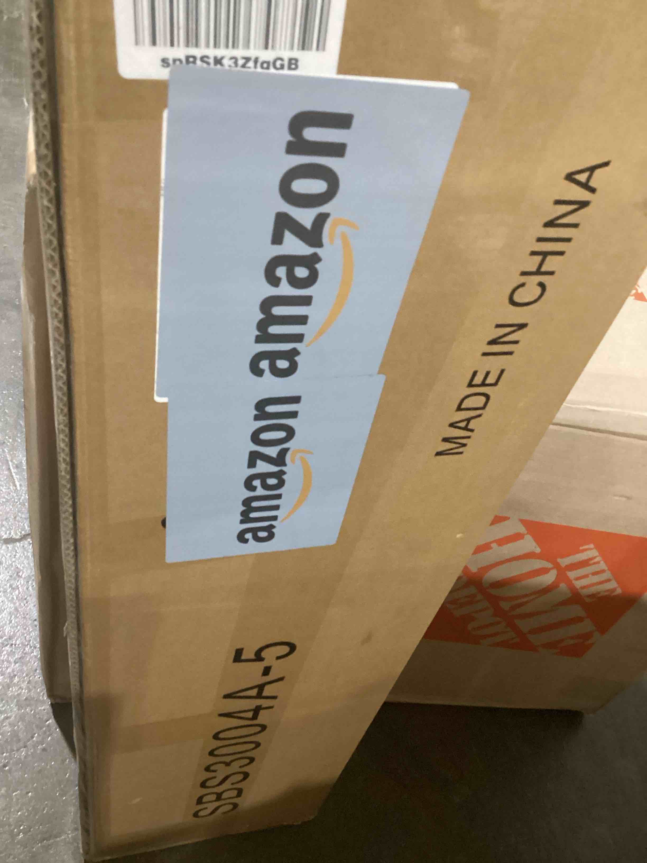 https://s3.amazonaws.com/lotting-images-prod/bidfta/YEL6101795_1720012717173.jpeg