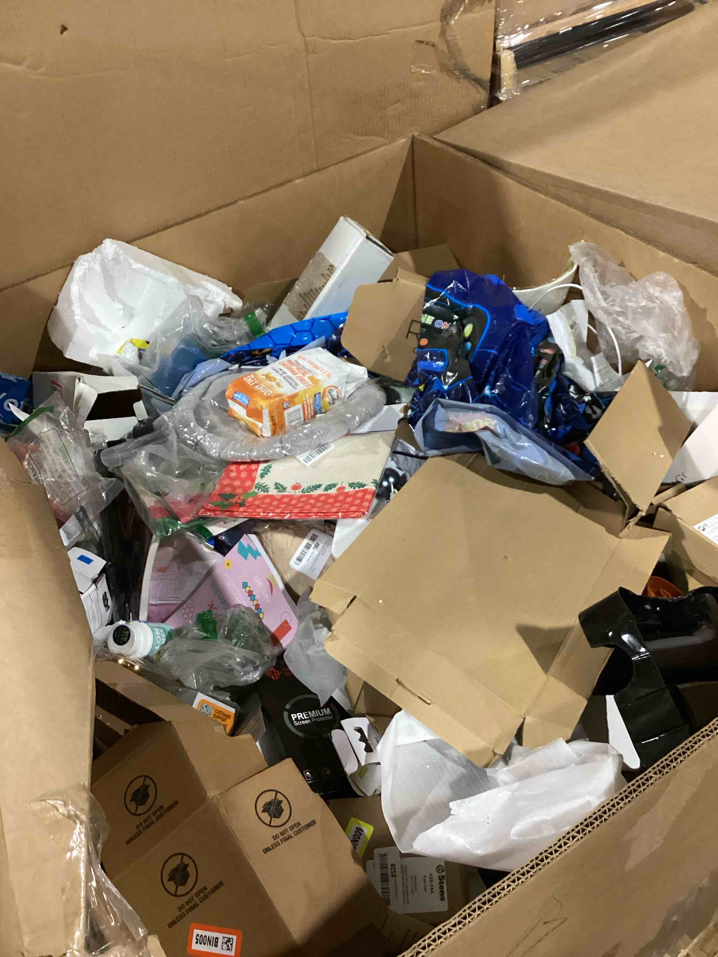 BINS & BITS LOT # 17