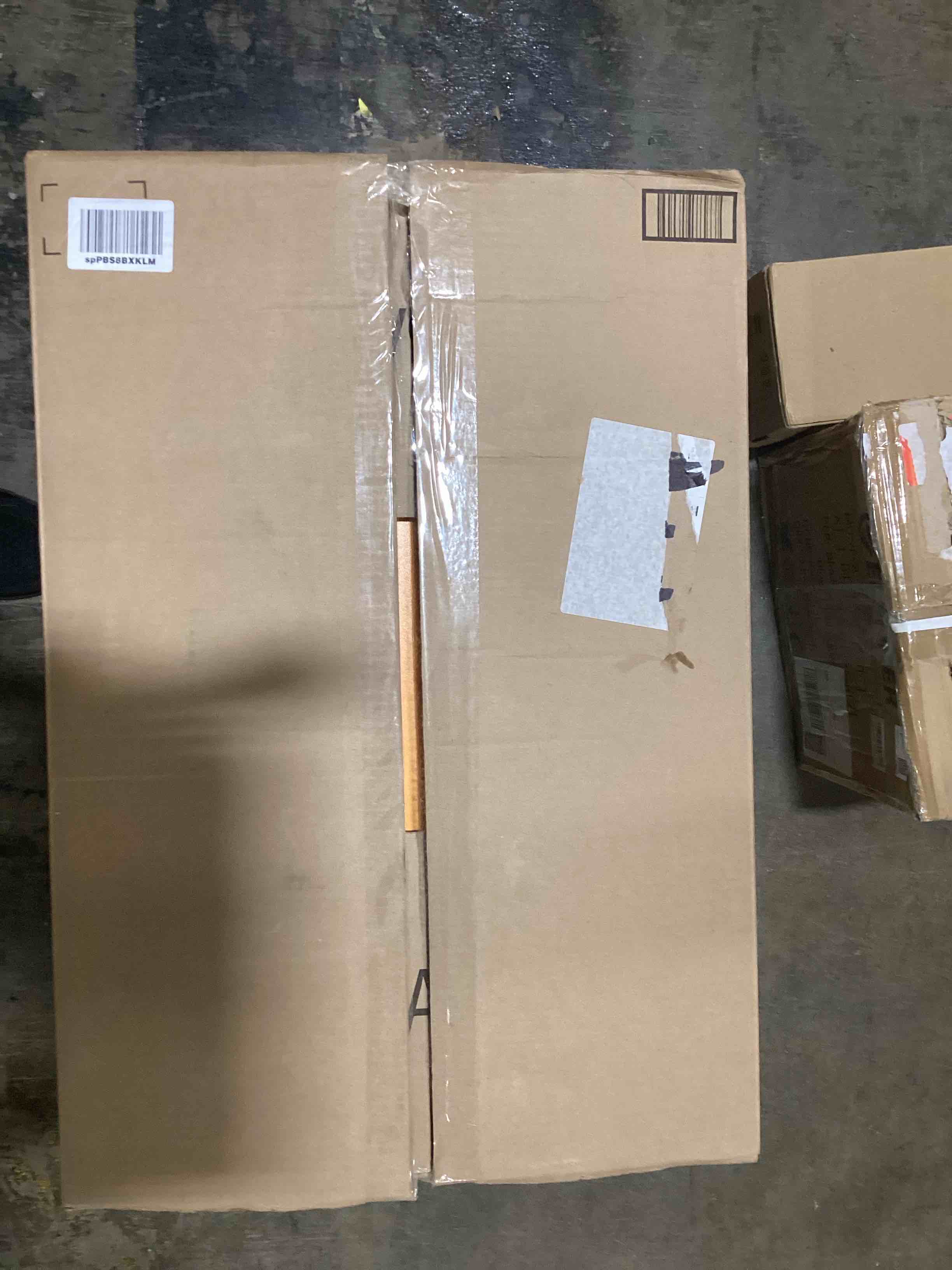 https://s3.amazonaws.com/lotting-images-prod/bidfta/YEL6102827_1716904677190.jpeg