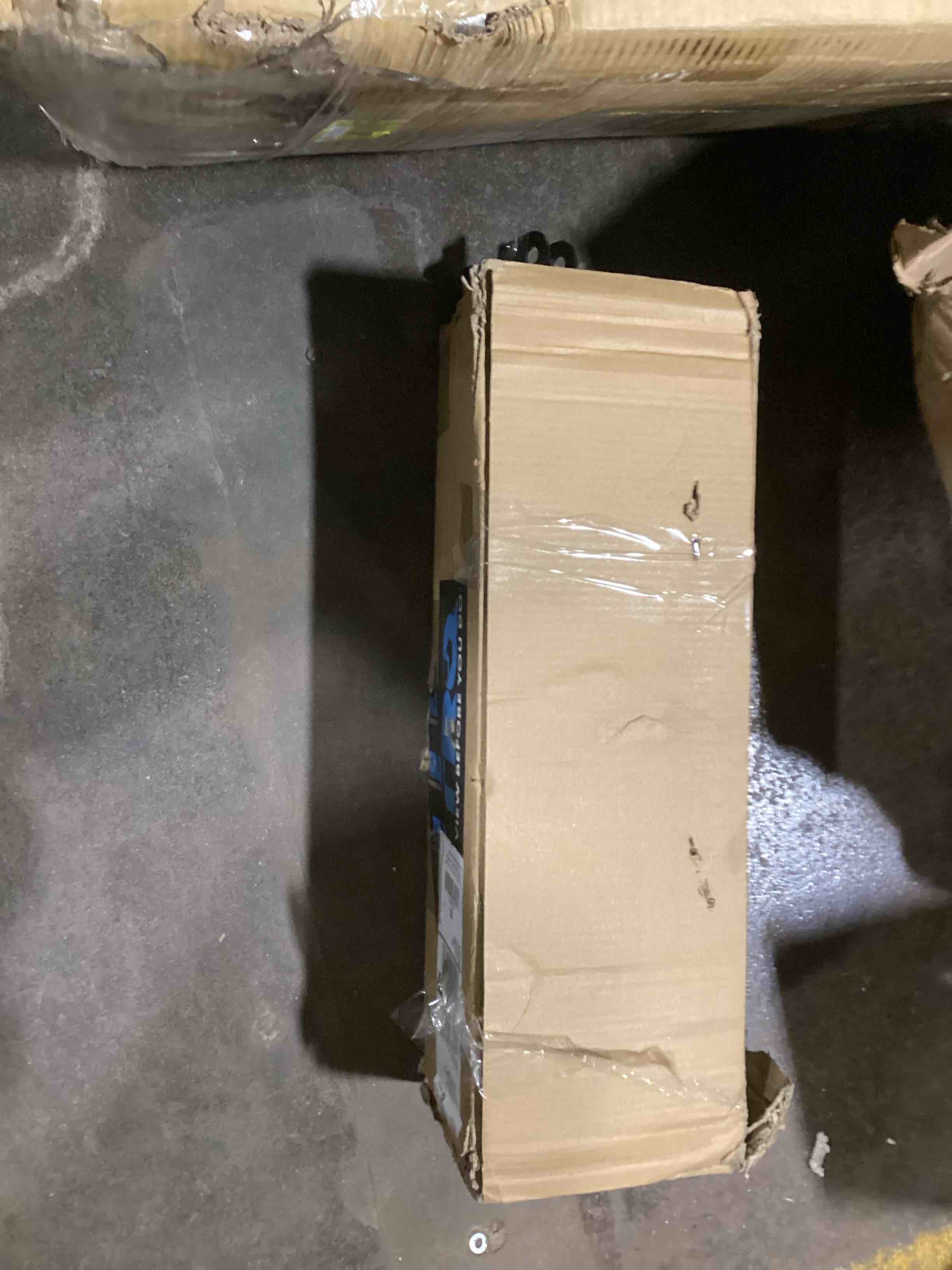 https://s3.amazonaws.com/lotting-images-prod/bidfta/YEL6102962_1717184147166.jpeg