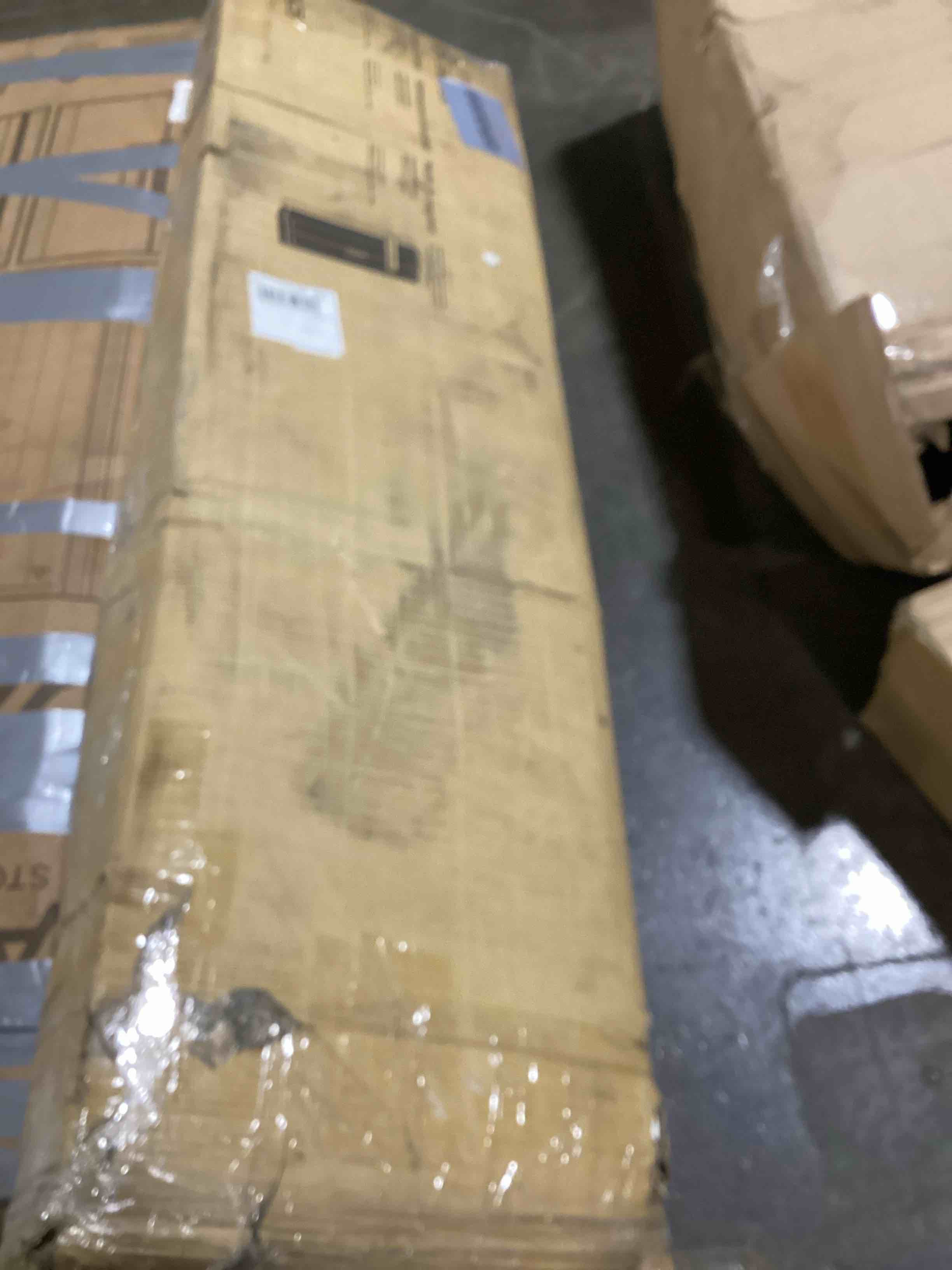 https://s3.amazonaws.com/lotting-images-prod/bidfta/YEL6102963_1717183630571.jpeg
