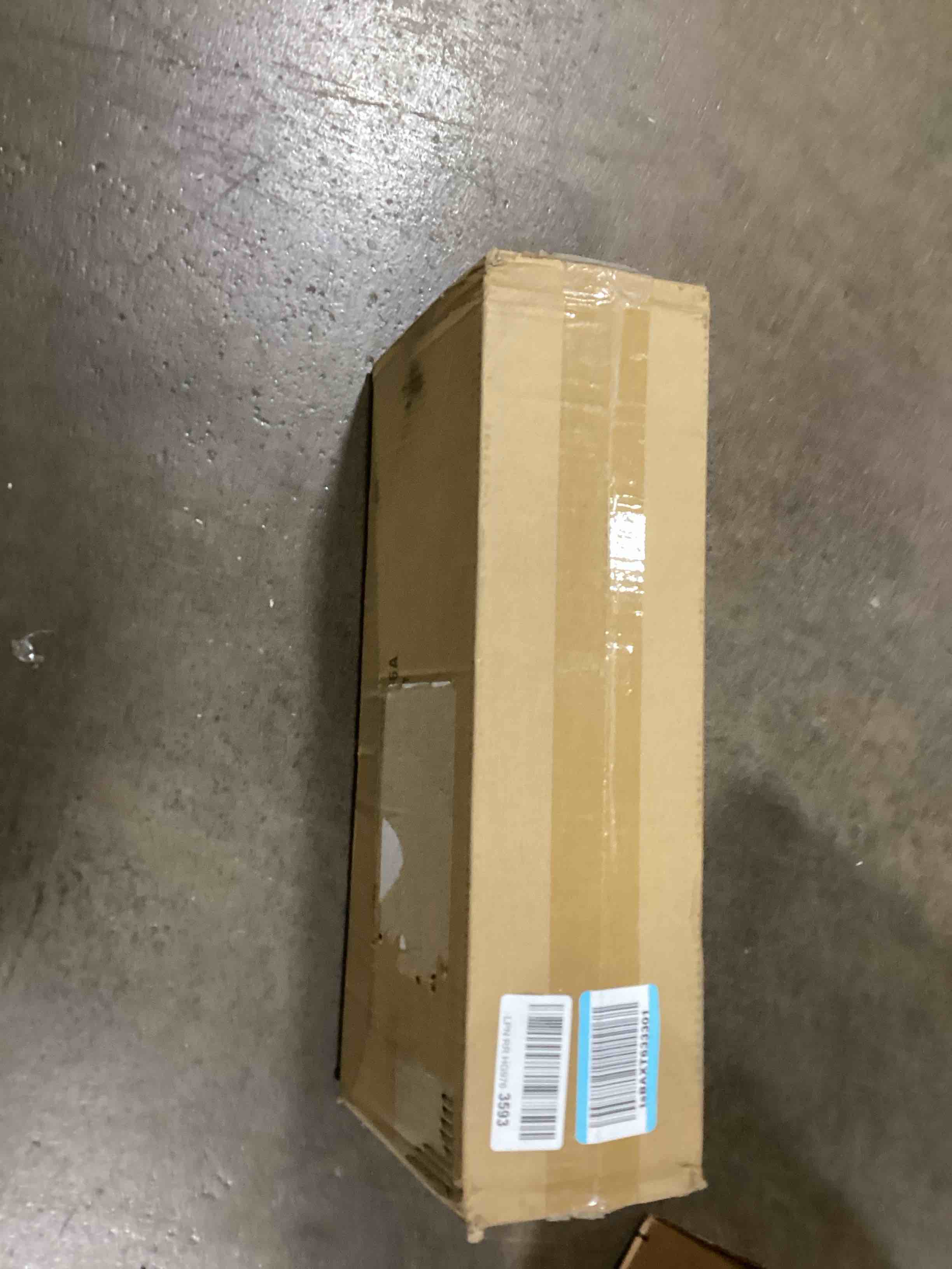 https://s3.amazonaws.com/lotting-images-prod/bidfta/YEL6107042_1711373518372.jpeg