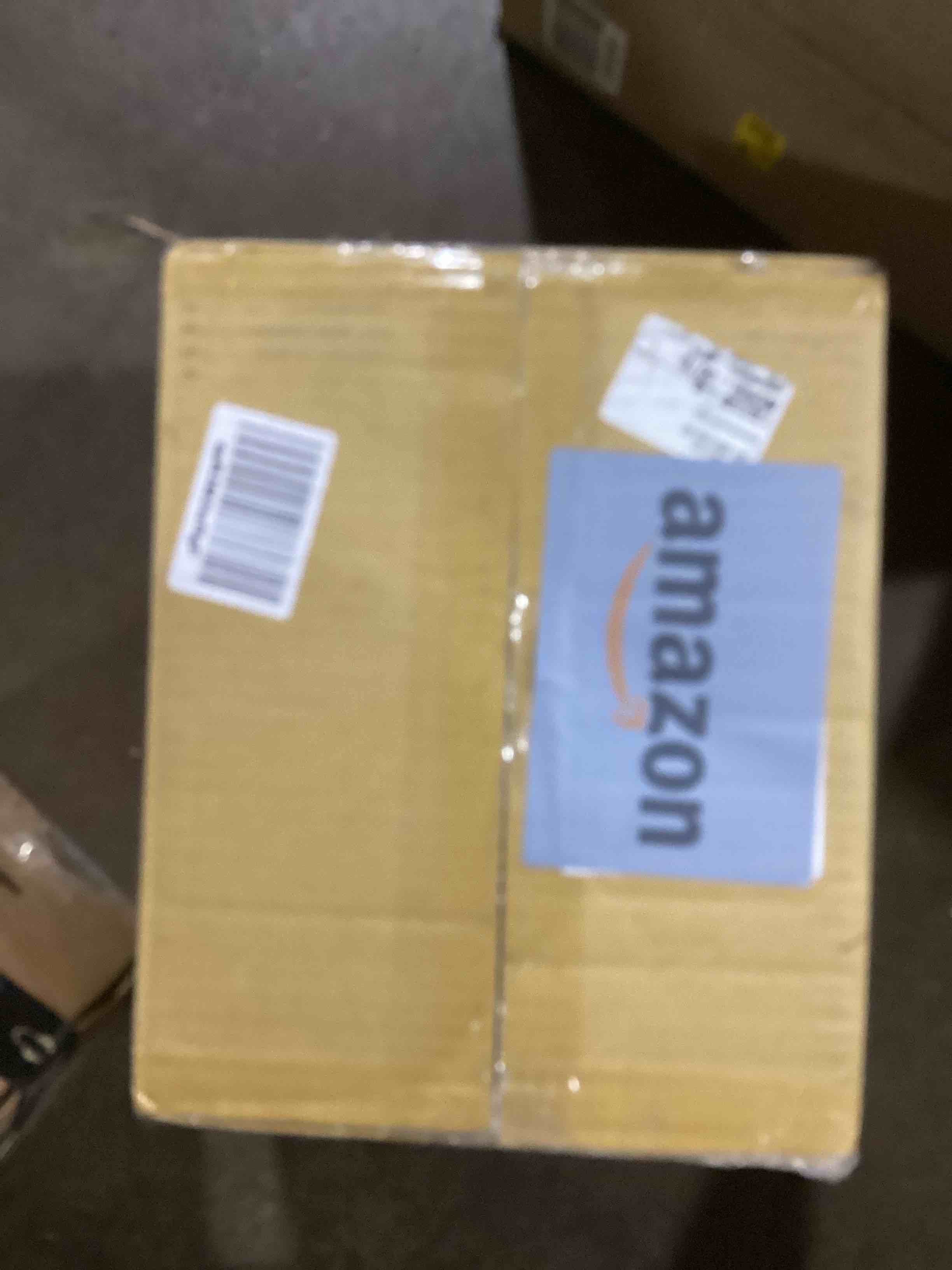 https://s3.amazonaws.com/lotting-images-prod/bidfta/YEL6107111_1711374499319.jpeg
