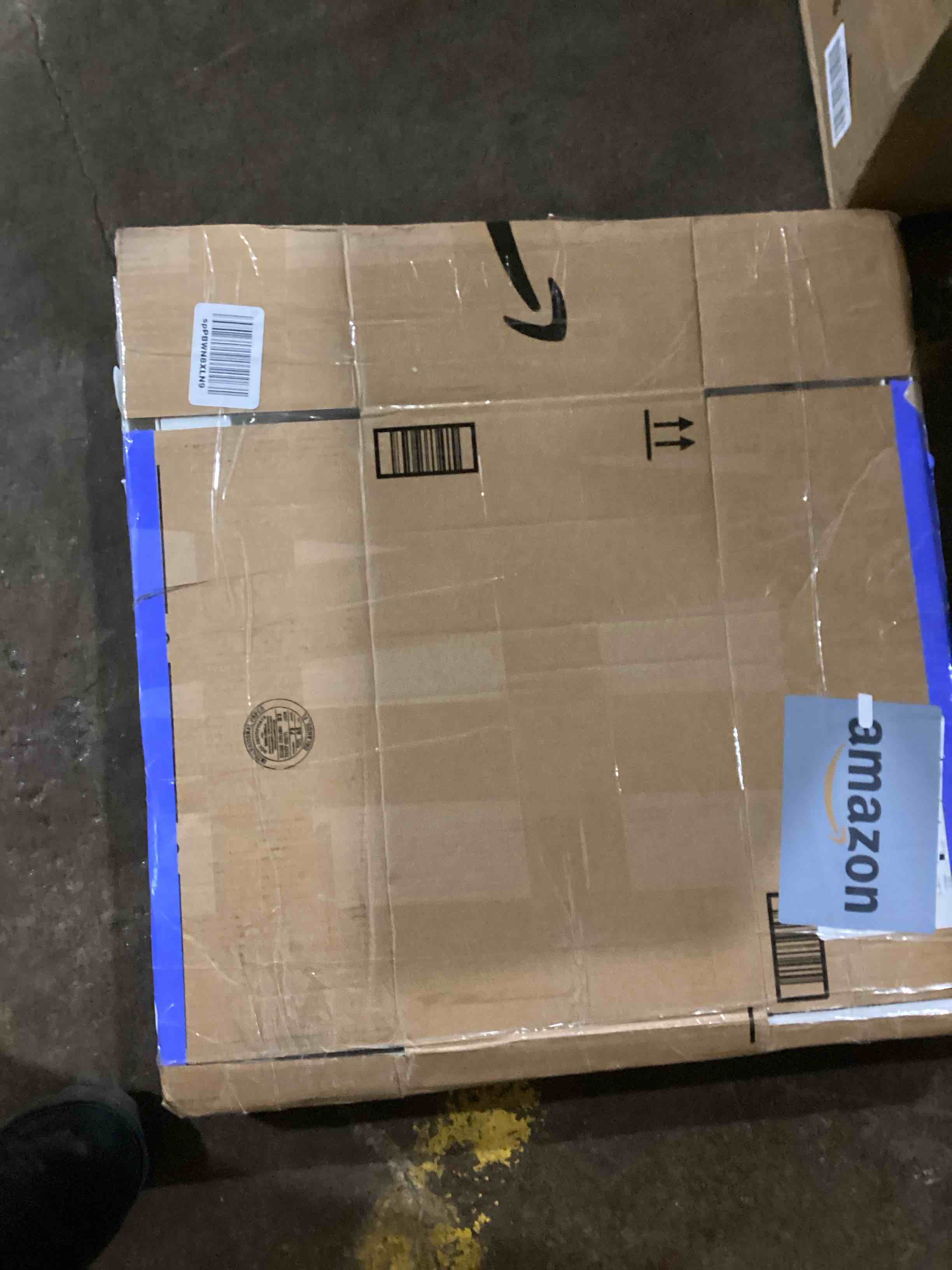 https://s3.amazonaws.com/lotting-images-prod/bidfta/YEL6107118_1711376756718.jpeg