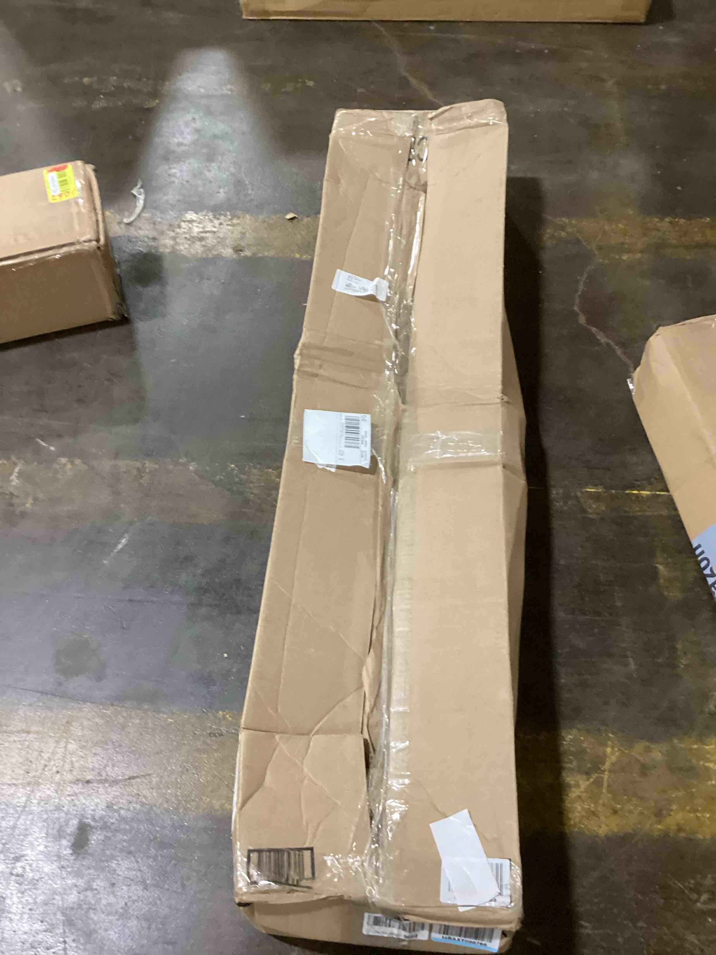 https://s3.amazonaws.com/lotting-images-prod/bidfta/YEL6109444_1713280008933.jpeg