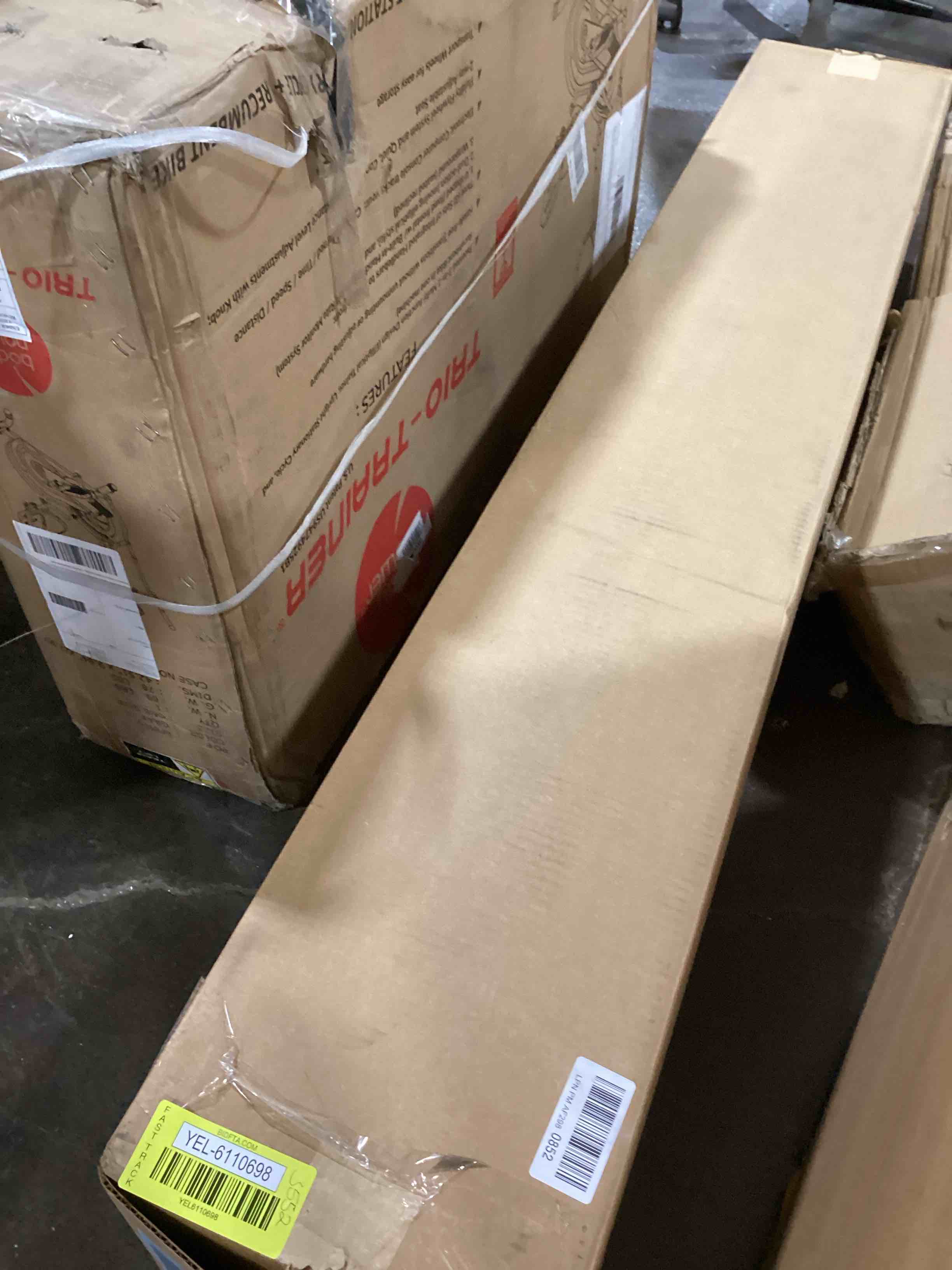https://s3.amazonaws.com/lotting-images-prod/bidfta/YEL6110699_1715088554962.jpeg