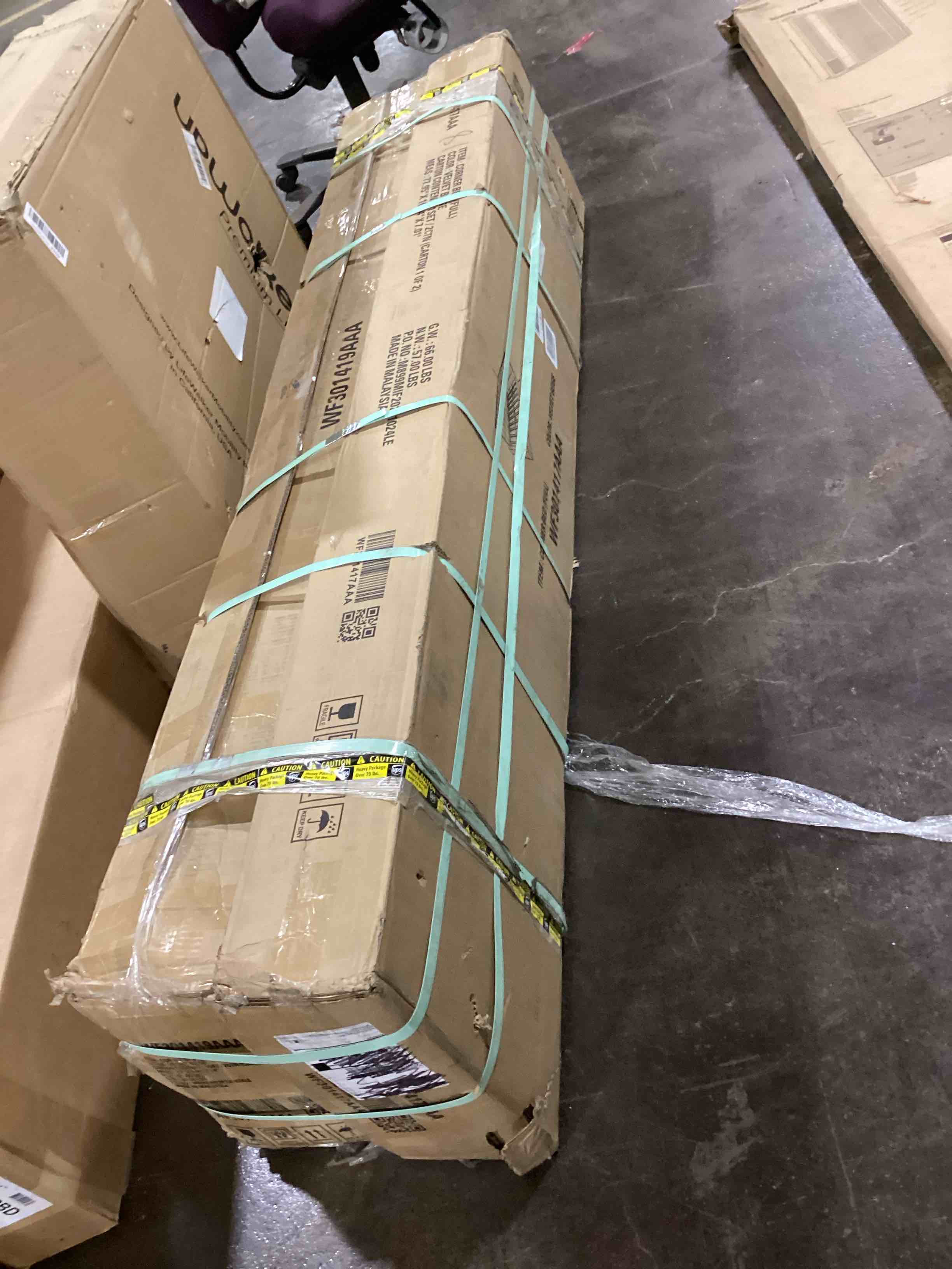 https://s3.amazonaws.com/lotting-images-prod/bidfta/YEL6110703_1715088825104.jpeg