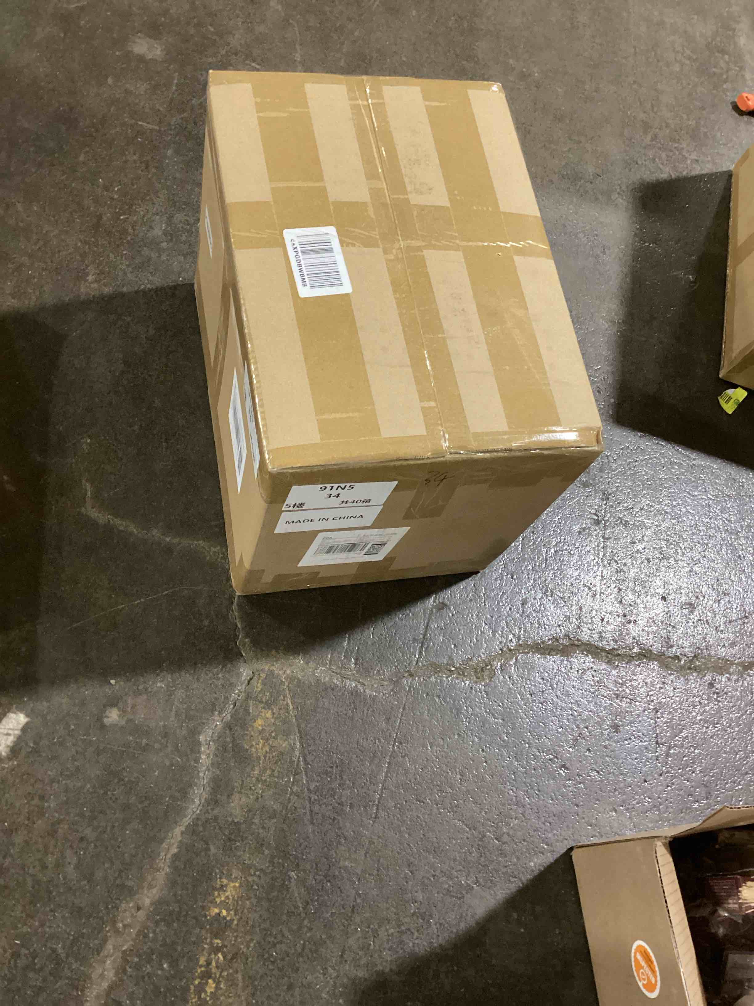 https://s3.amazonaws.com/lotting-images-prod/bidfta/YEL6112460_1713529378764.jpeg