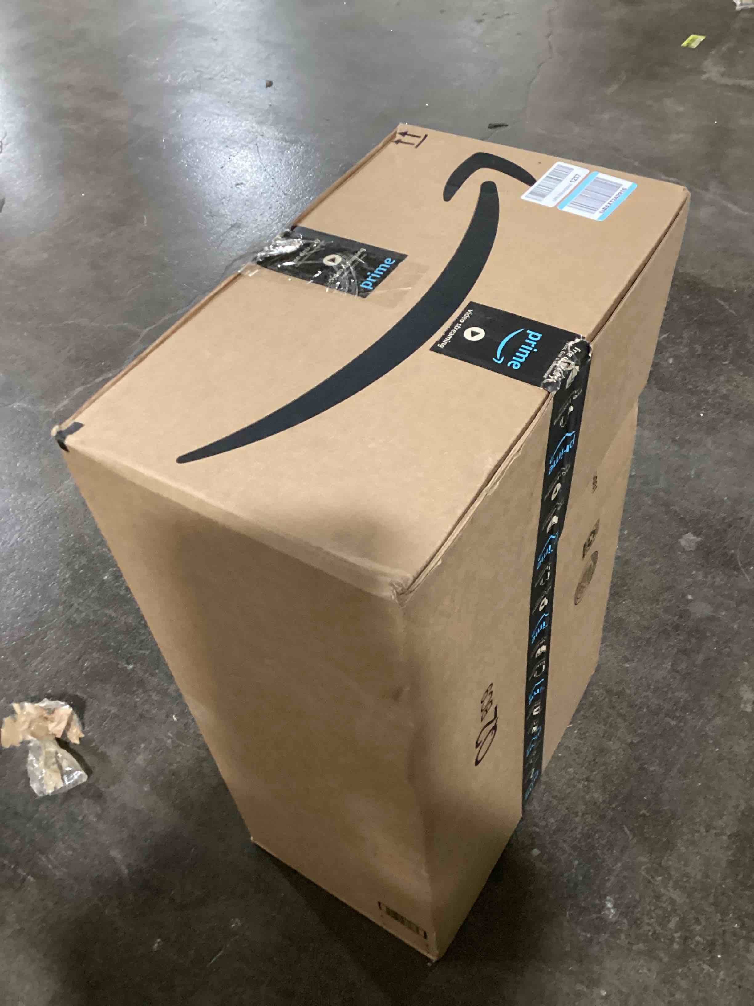 https://s3.amazonaws.com/lotting-images-prod/bidfta/YEL6114556_1711649906656.jpeg