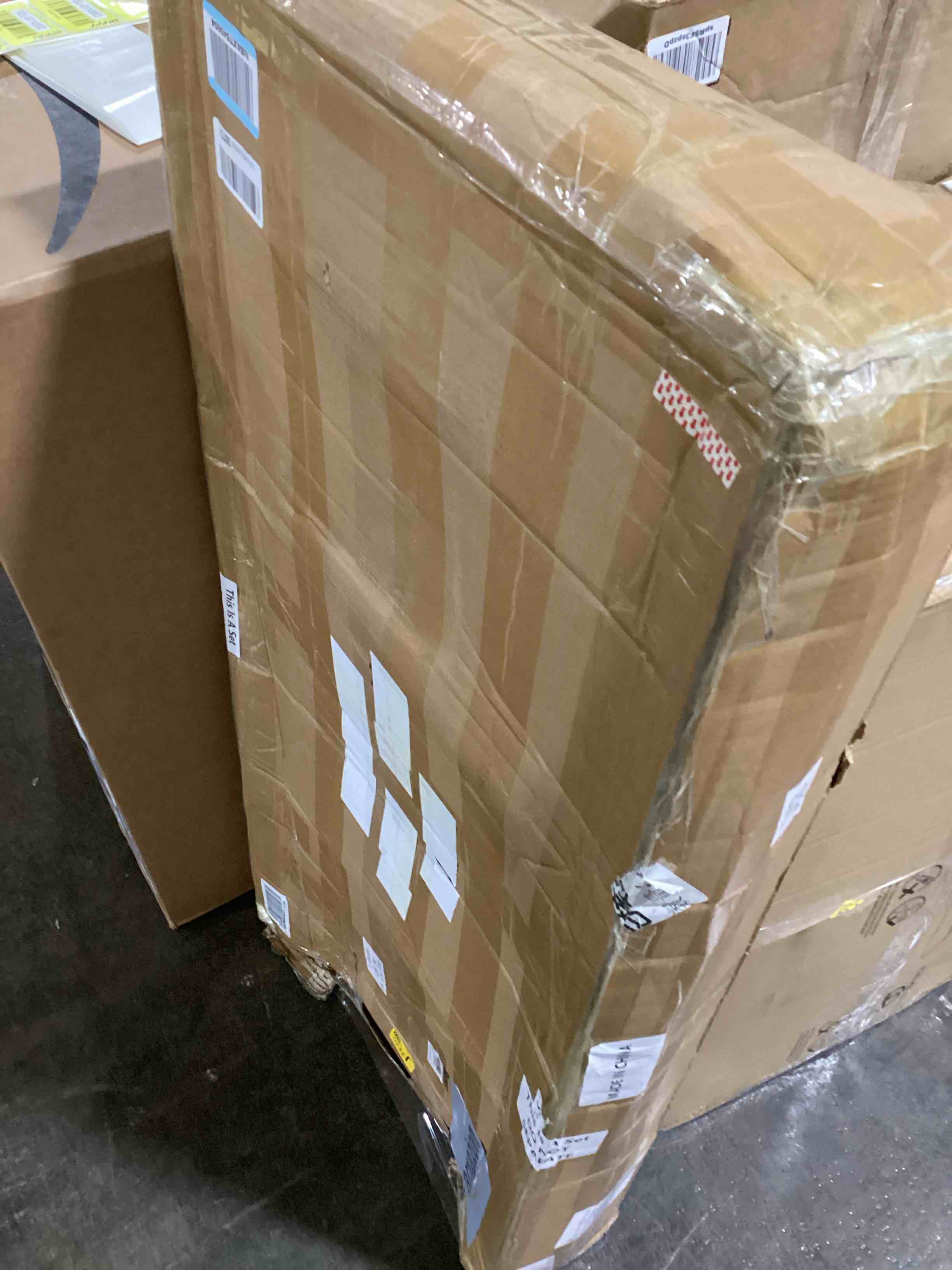https://s3.amazonaws.com/lotting-images-prod/bidfta/YEL6114564_1711649459183.jpeg