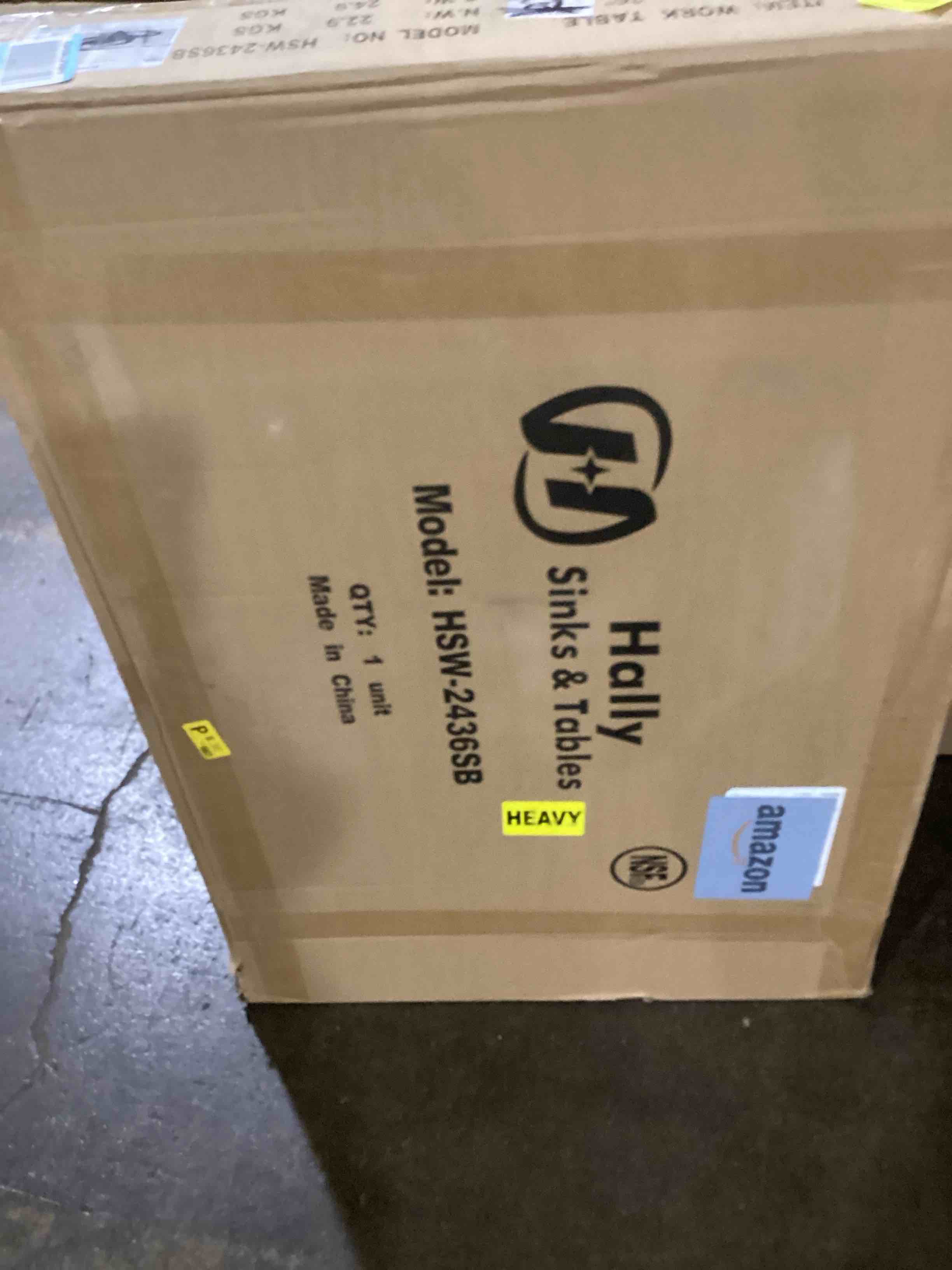 https://s3.amazonaws.com/lotting-images-prod/bidfta/YEL6115200_1712081364408.jpeg
