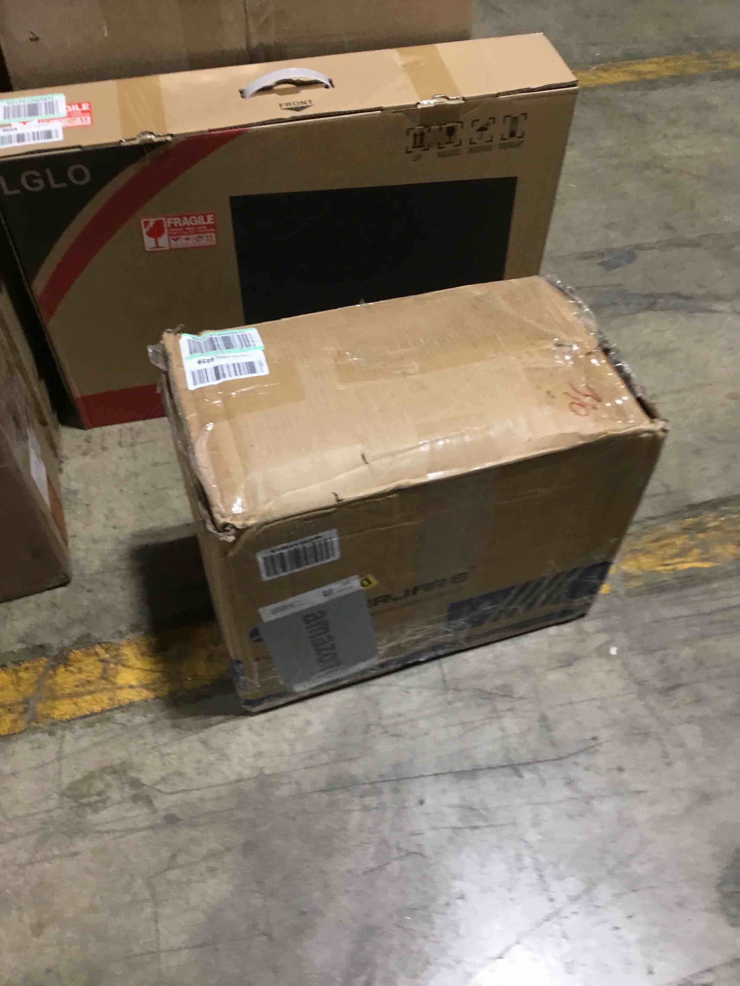 https://s3.amazonaws.com/lotting-images-prod/bidfta/YEL6117295_1711661845301.jpeg