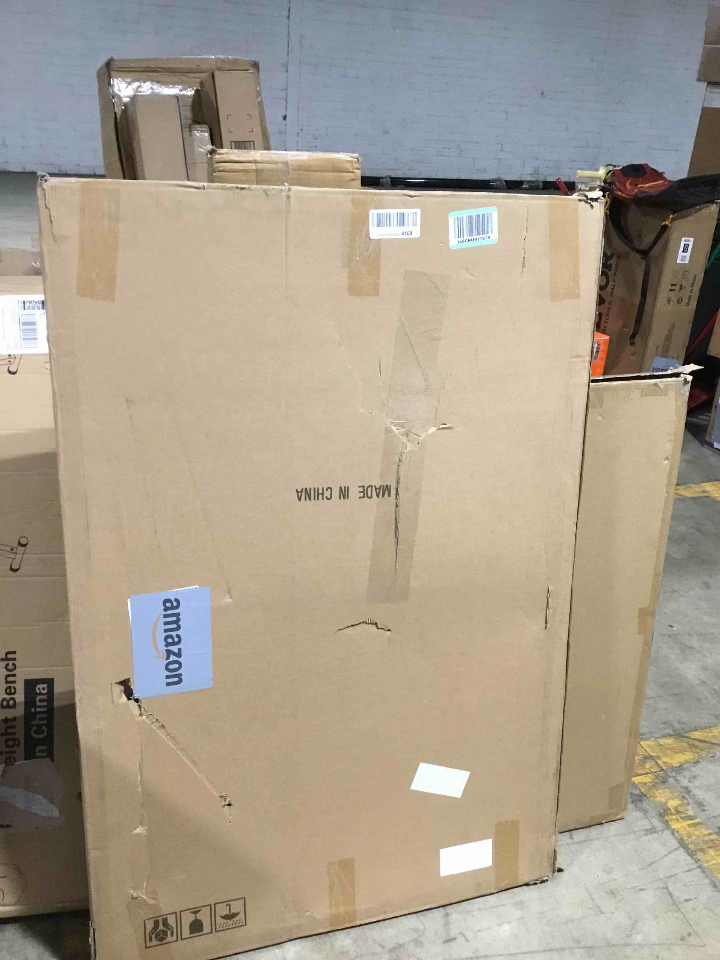 https://s3.amazonaws.com/lotting-images-prod/bidfta/YEL6117301_1711662172042.jpeg