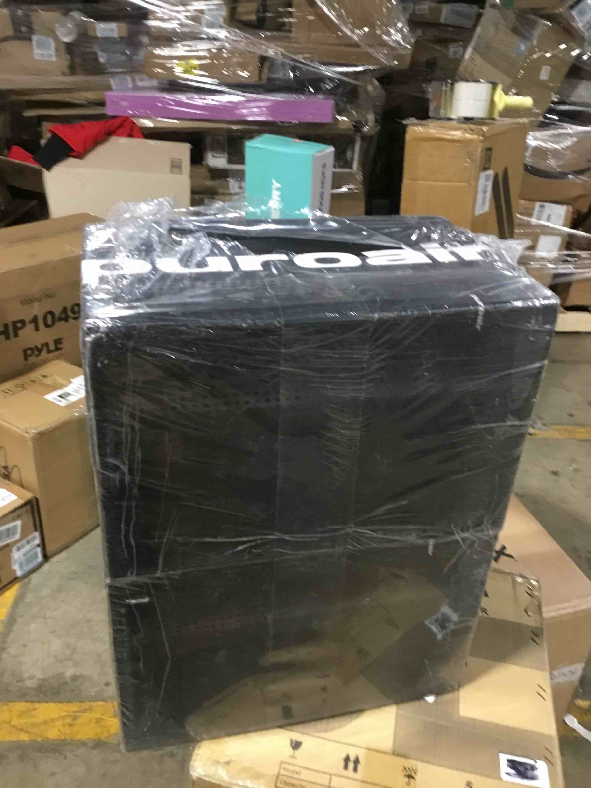 https://s3.amazonaws.com/lotting-images-prod/bidfta/YEL6117397_1711812688756.jpeg