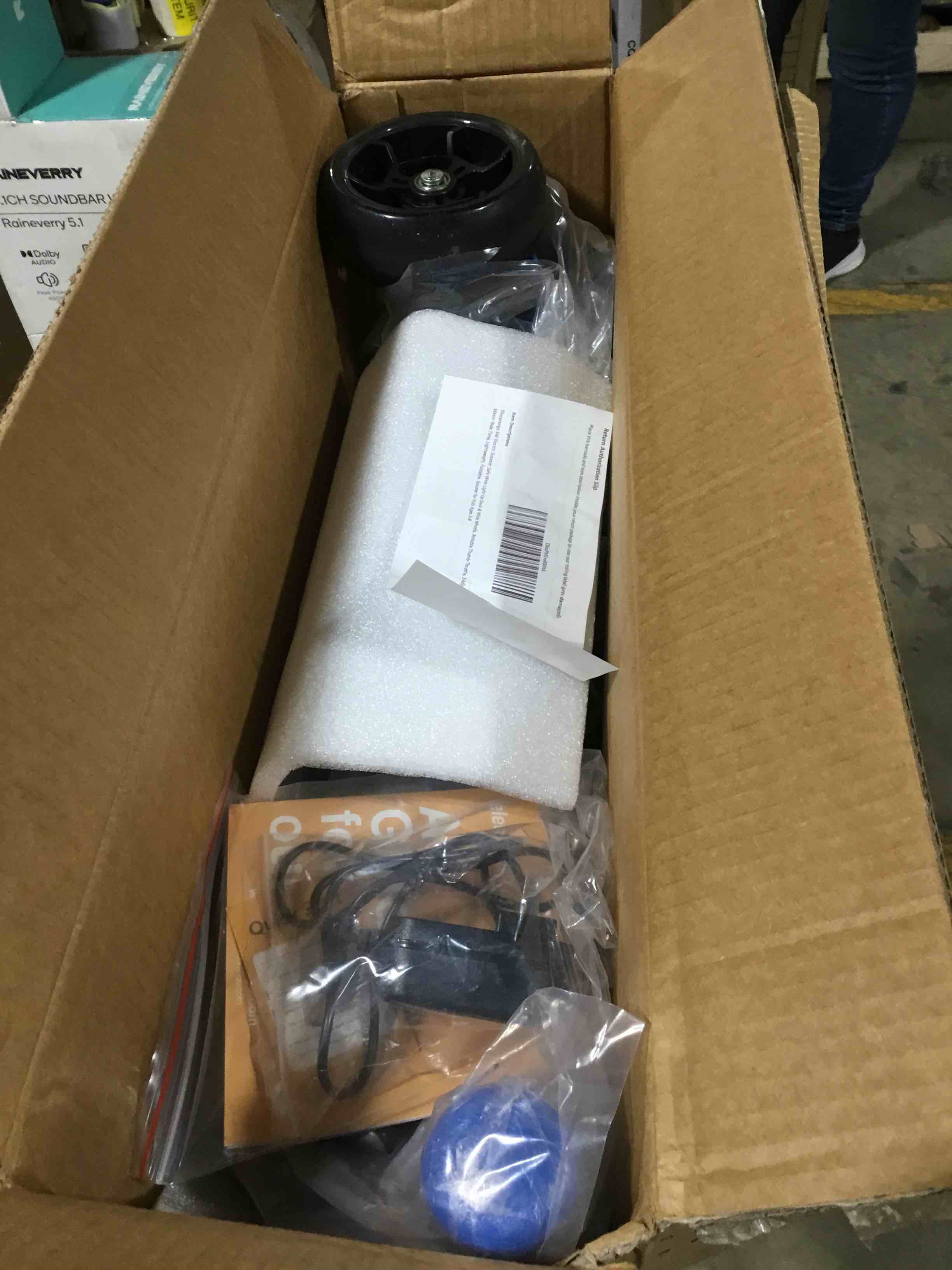 https://s3.amazonaws.com/lotting-images-prod/bidfta/YEL6117403_1711813921991.jpeg