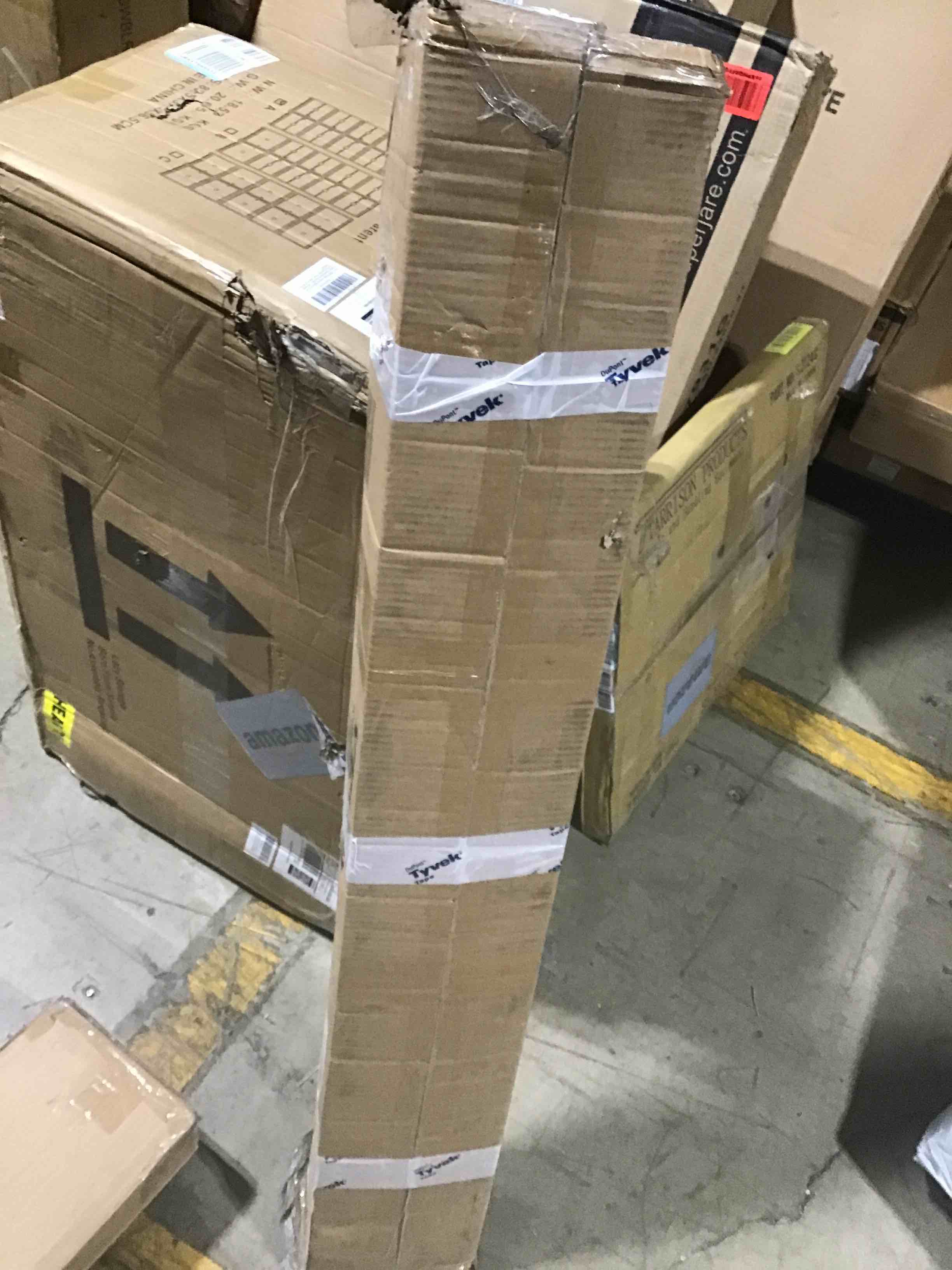 https://s3.amazonaws.com/lotting-images-prod/bidfta/YEL6118924_1711207620219.jpeg