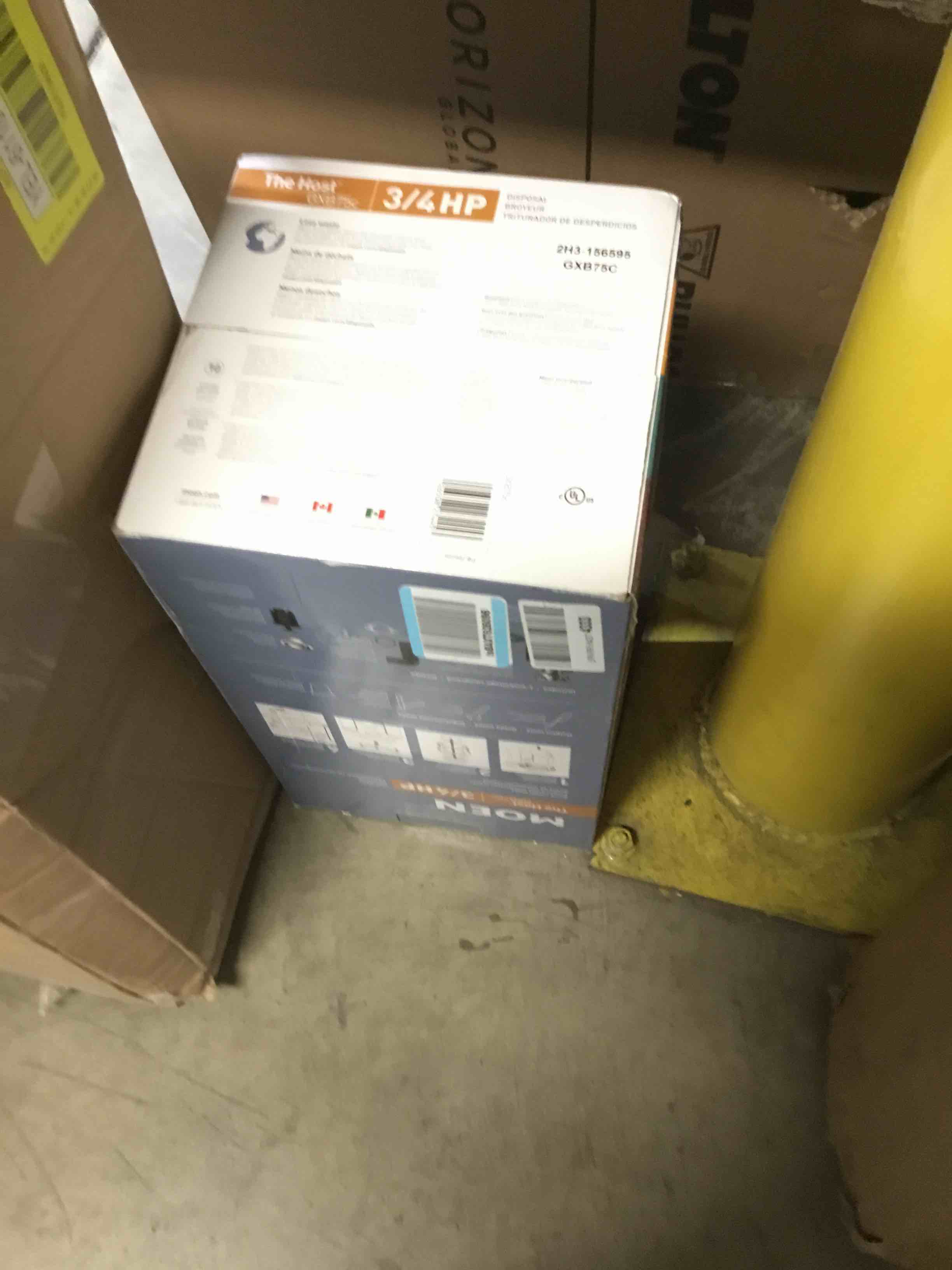https://s3.amazonaws.com/lotting-images-prod/bidfta/YEL6119432_1708094216606.jpeg