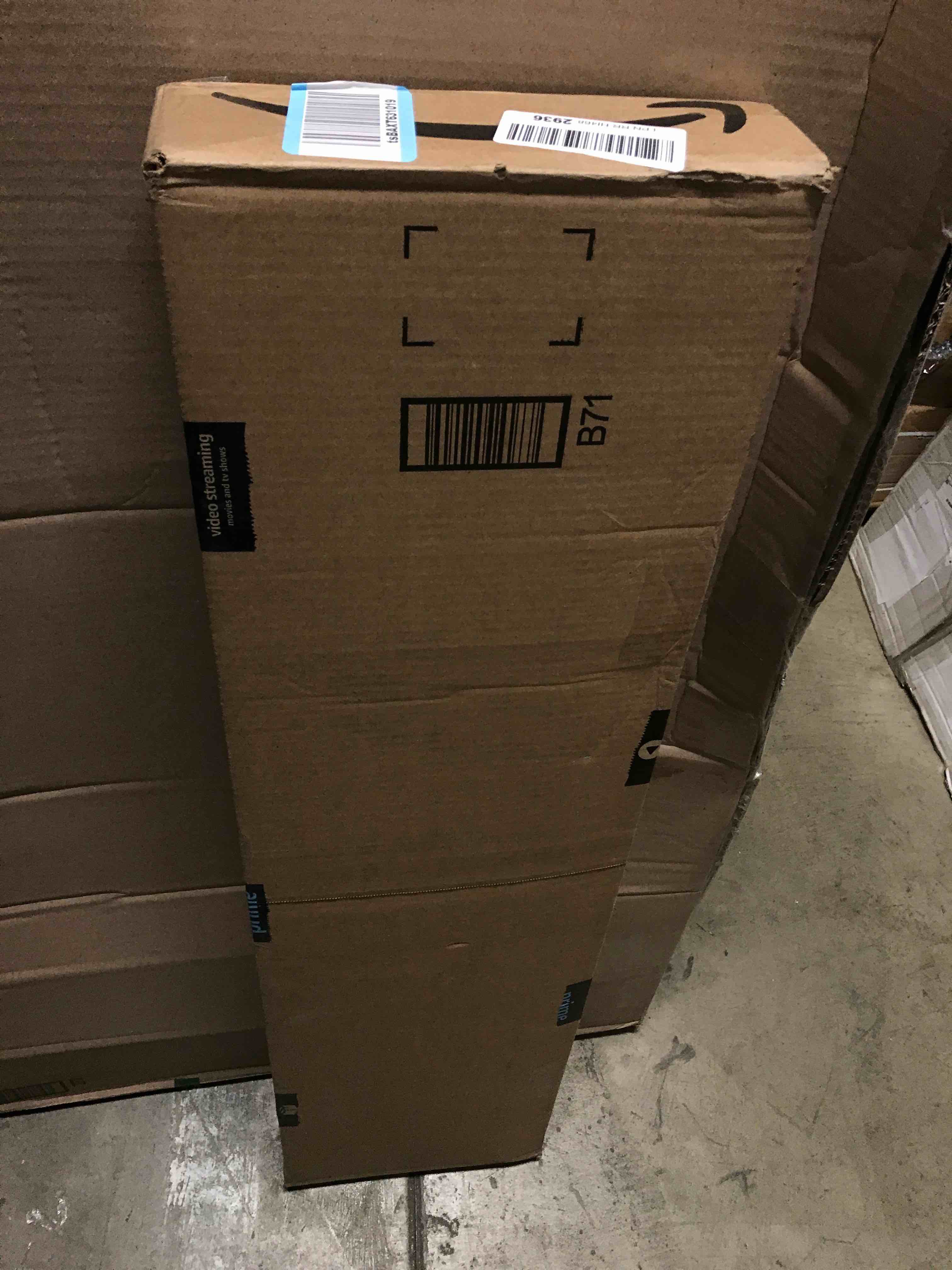 https://s3.amazonaws.com/lotting-images-prod/bidfta/YEL6119780_1708701675948.jpeg
