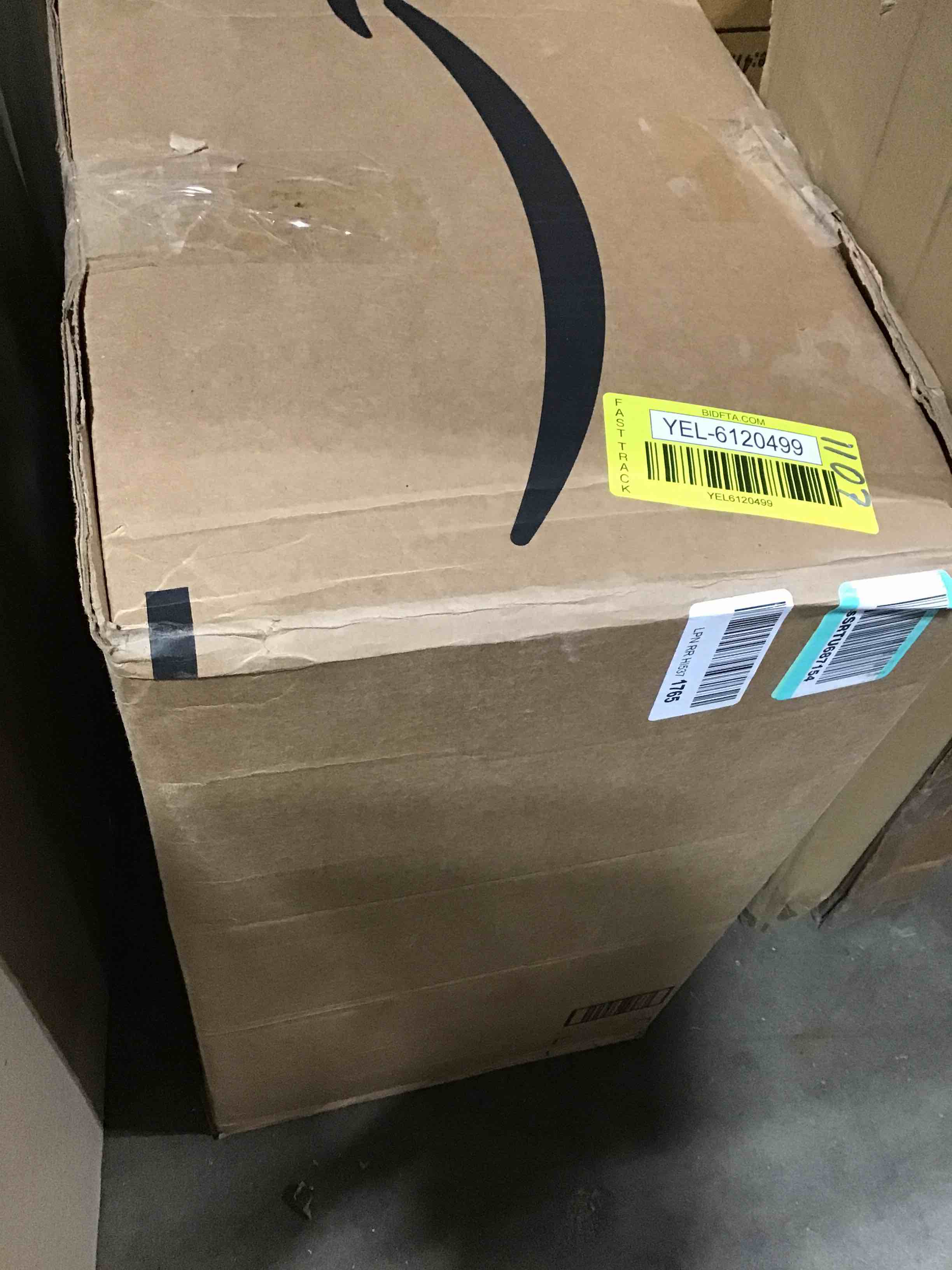 https://s3.amazonaws.com/lotting-images-prod/bidfta/YEL6120499_1708468462745.jpeg
