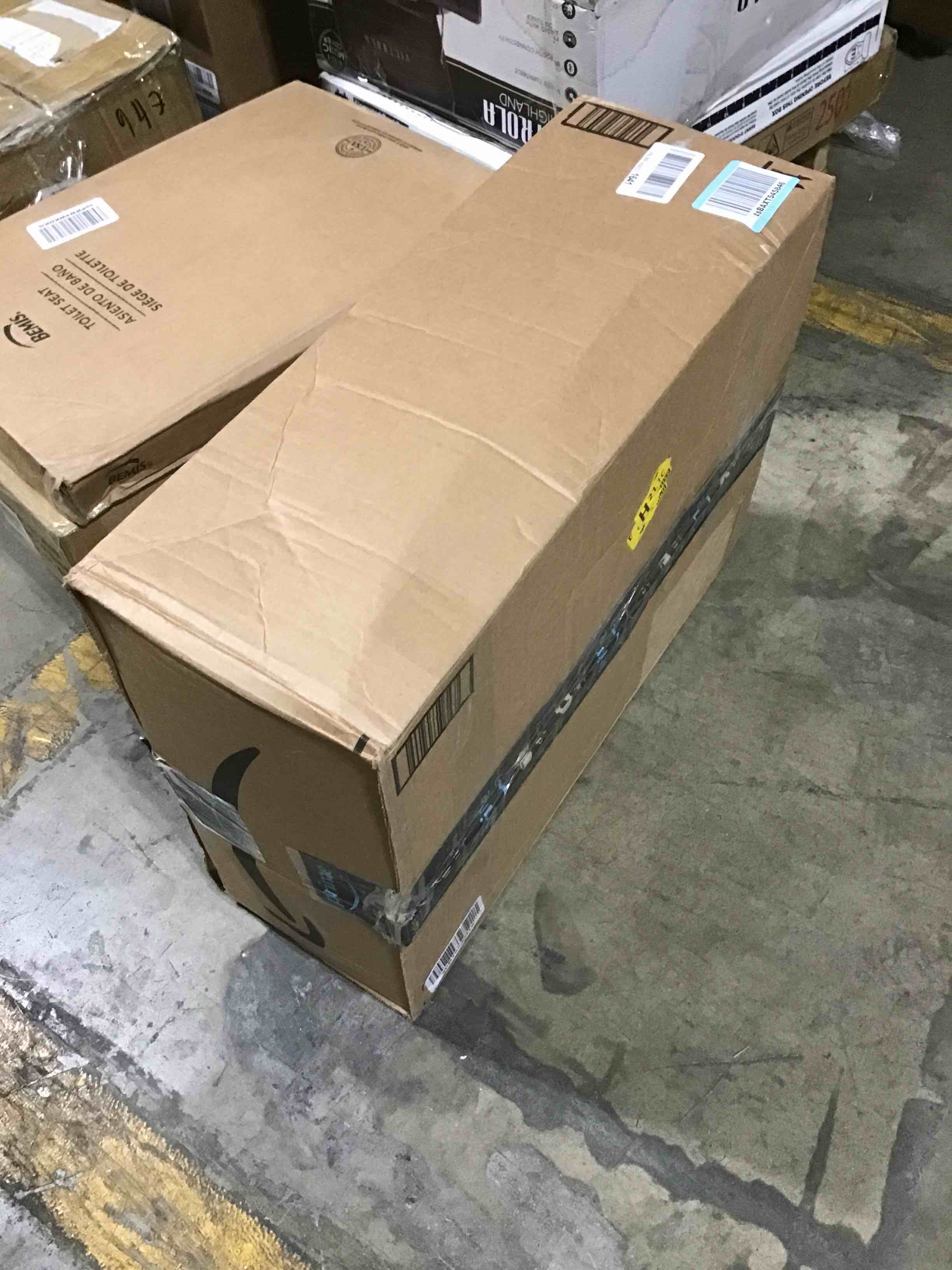 https://s3.amazonaws.com/lotting-images-prod/bidfta/YEL6120803_1708965111796.jpeg