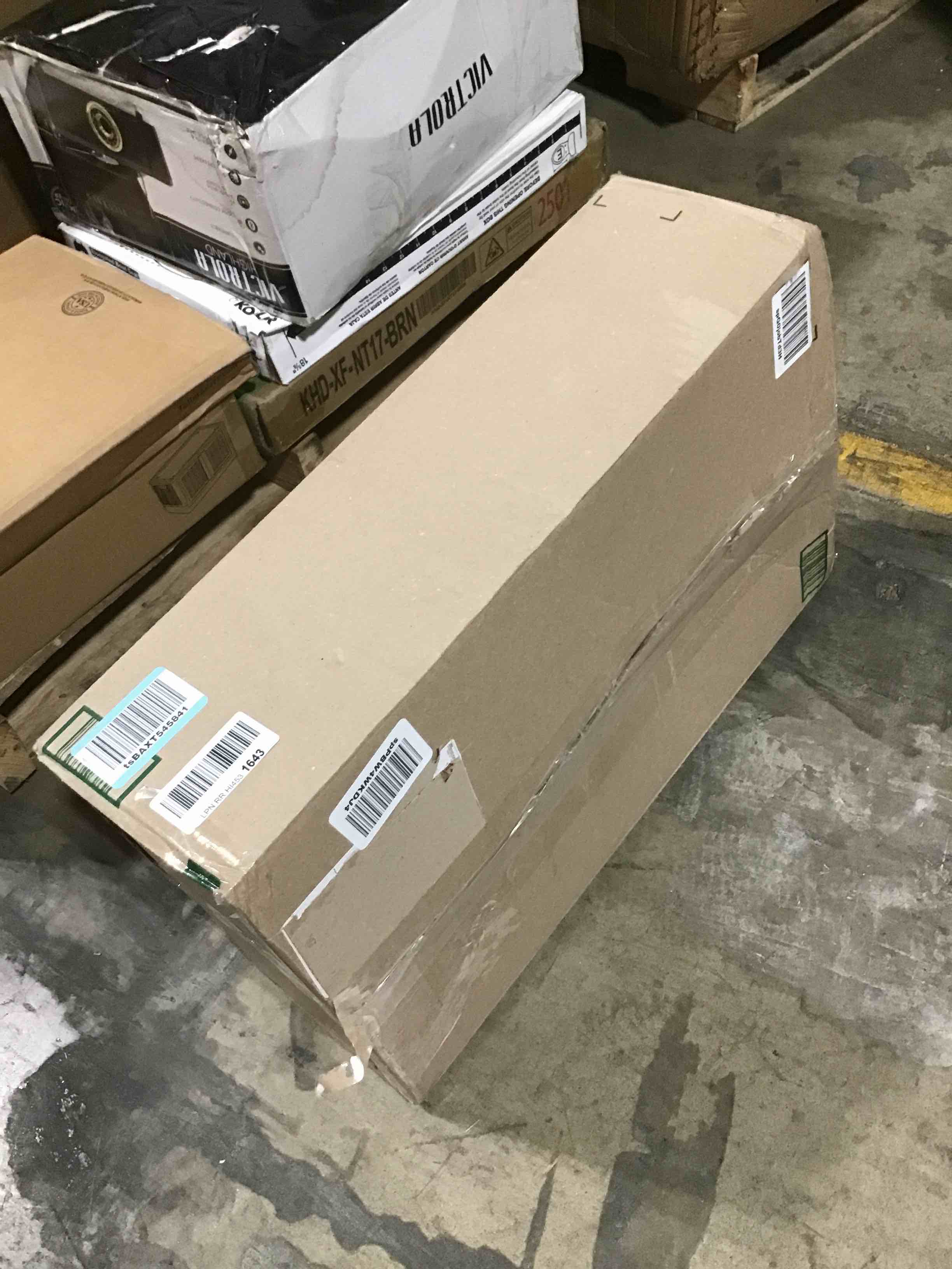https://s3.amazonaws.com/lotting-images-prod/bidfta/YEL6120804_1708965160883.jpeg