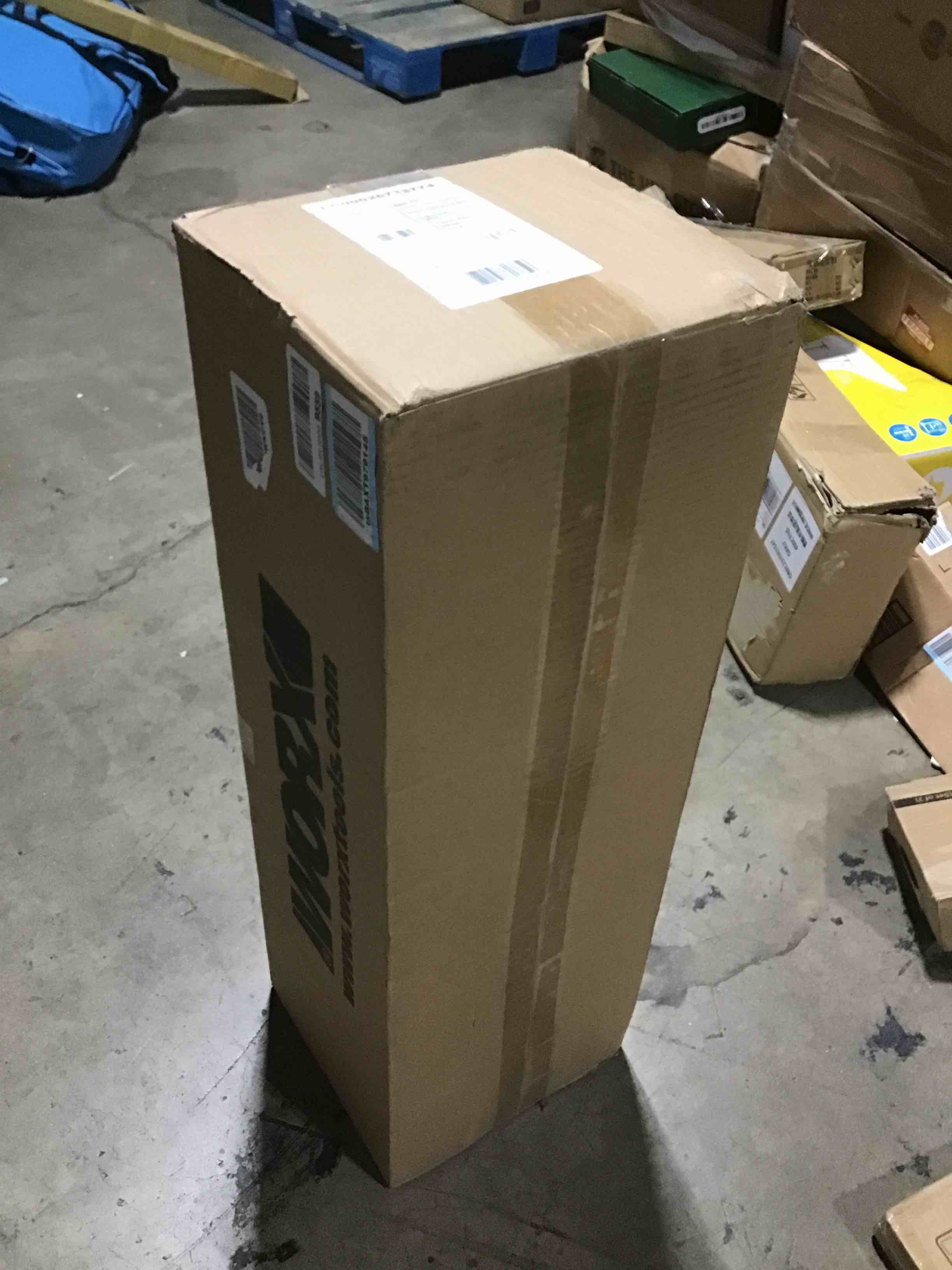https://s3.amazonaws.com/lotting-images-prod/bidfta/YEL6120823_1708966709886.jpeg