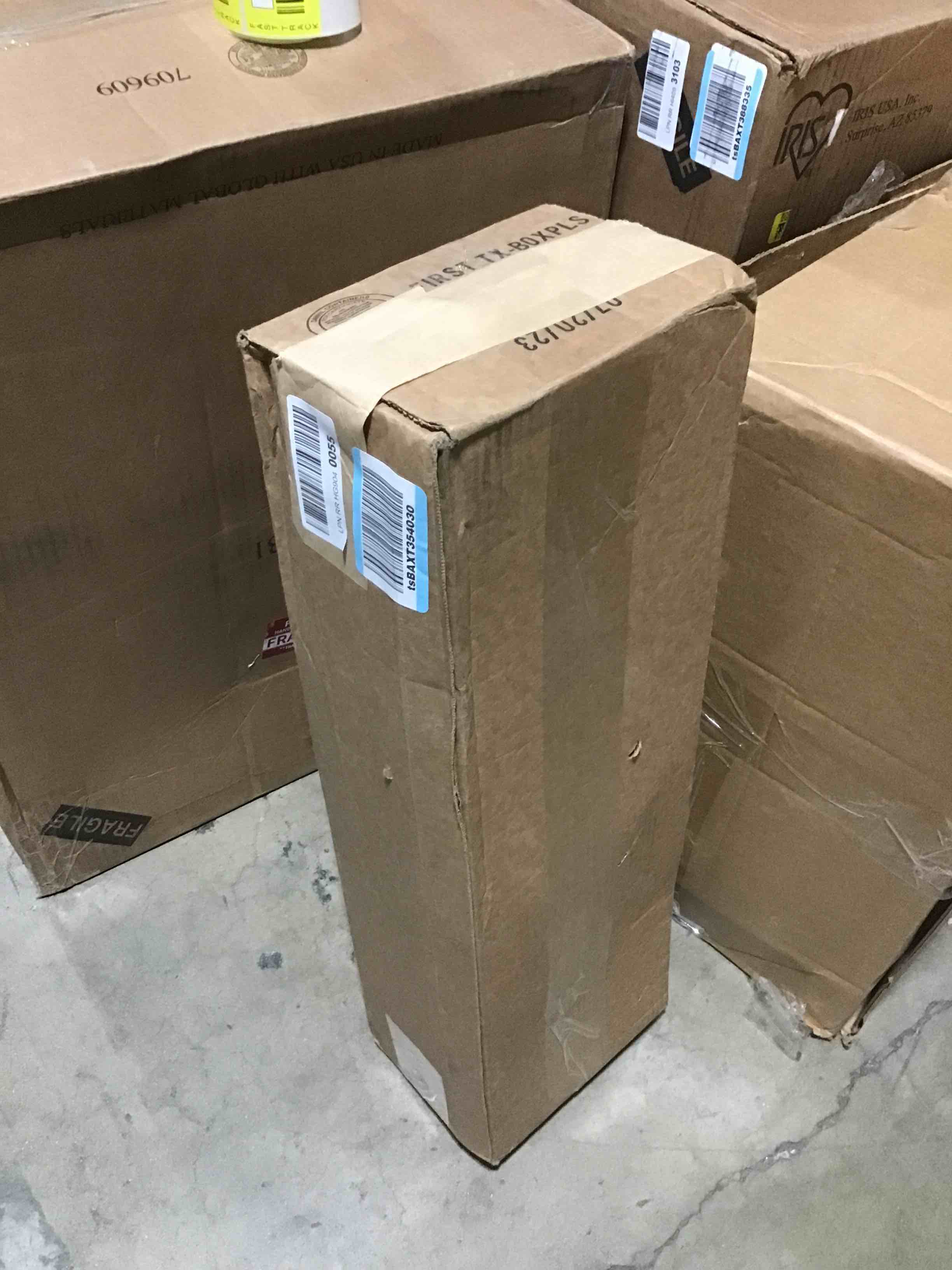 https://s3.amazonaws.com/lotting-images-prod/bidfta/YEL6120881_1708974755460.jpeg