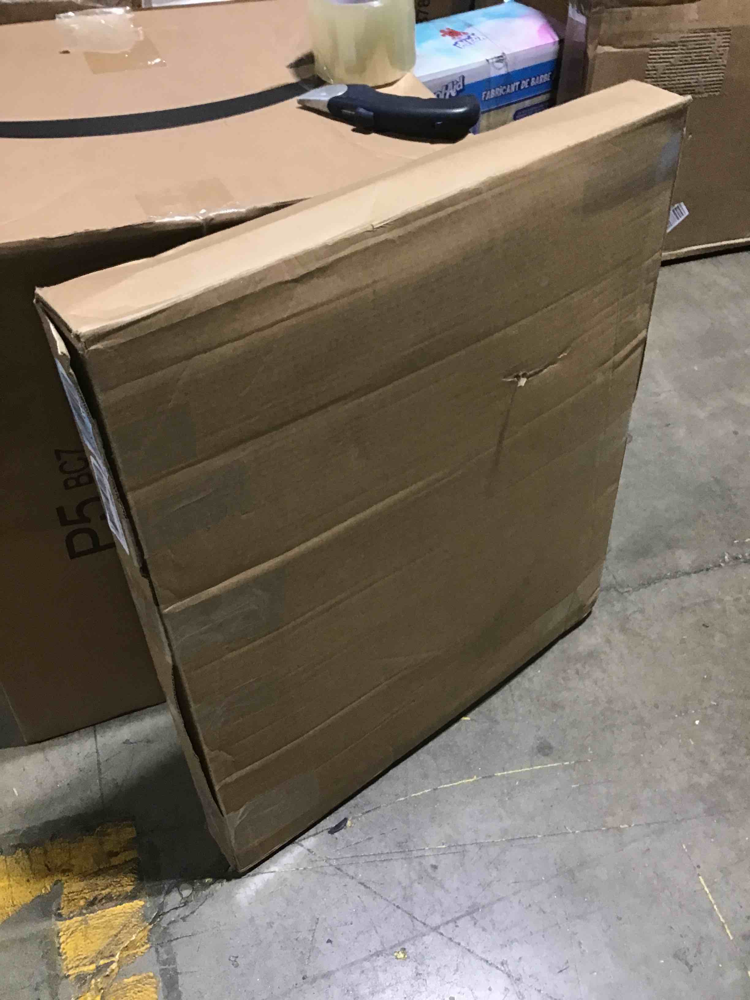 https://s3.amazonaws.com/lotting-images-prod/bidfta/YEL6120891_1708975539018.jpeg