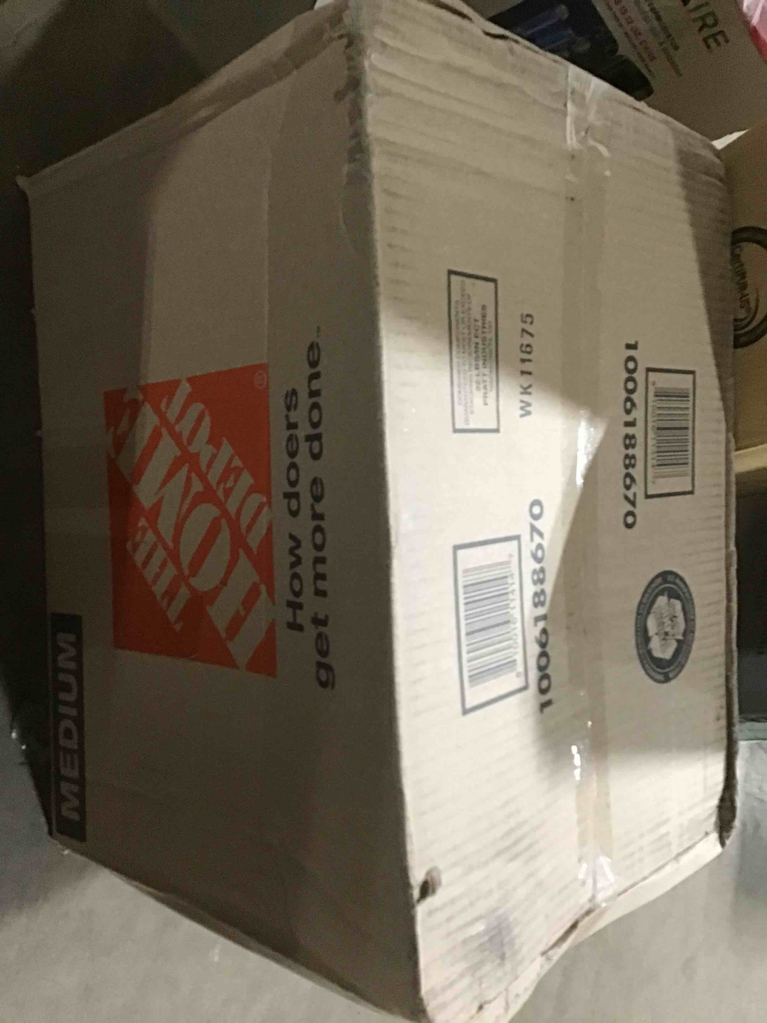 https://s3.amazonaws.com/lotting-images-prod/bidfta/YEL6121006_1709060287795.jpeg