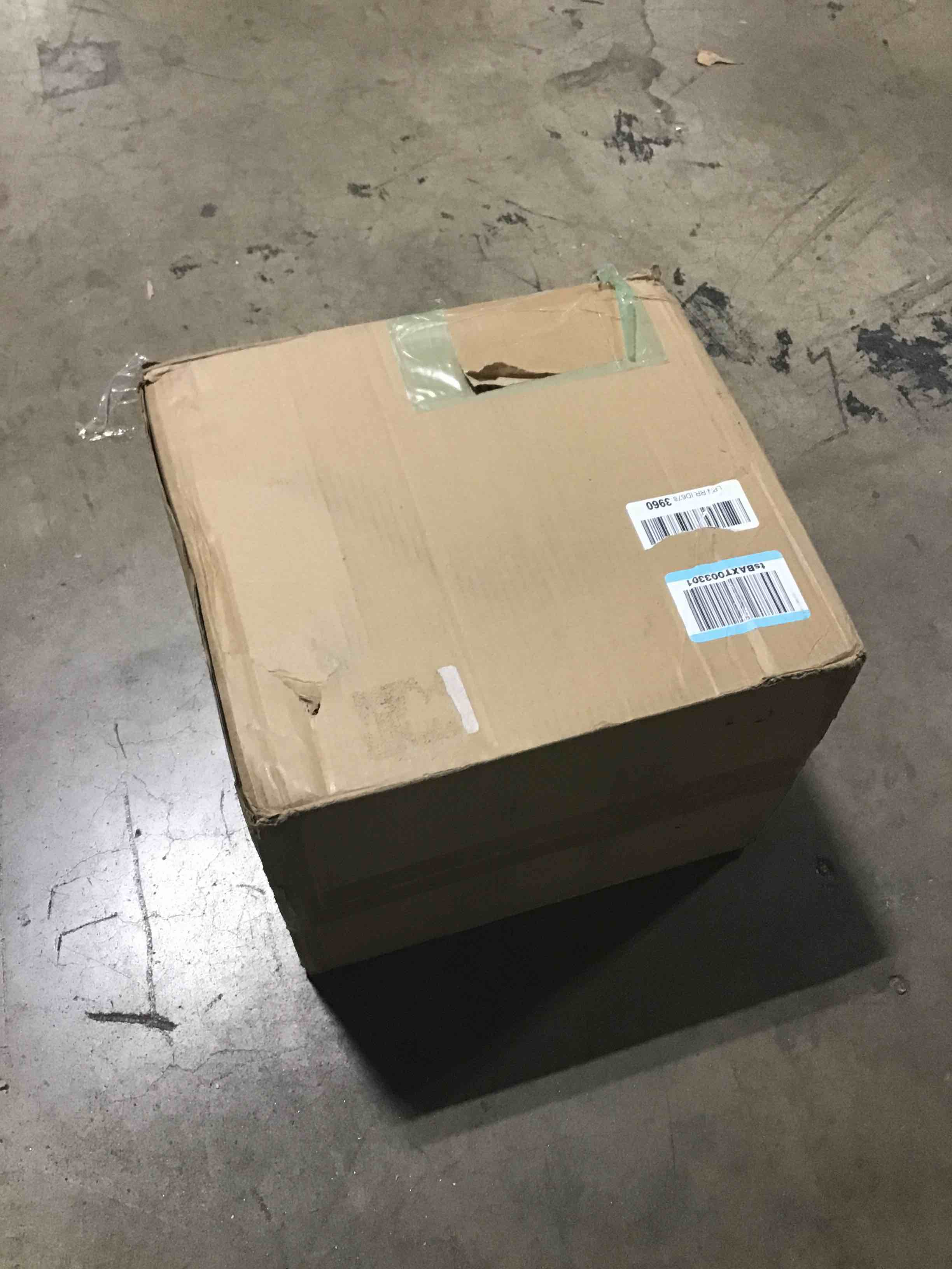 https://s3.amazonaws.com/lotting-images-prod/bidfta/YEL6121698_1709847302245.jpeg