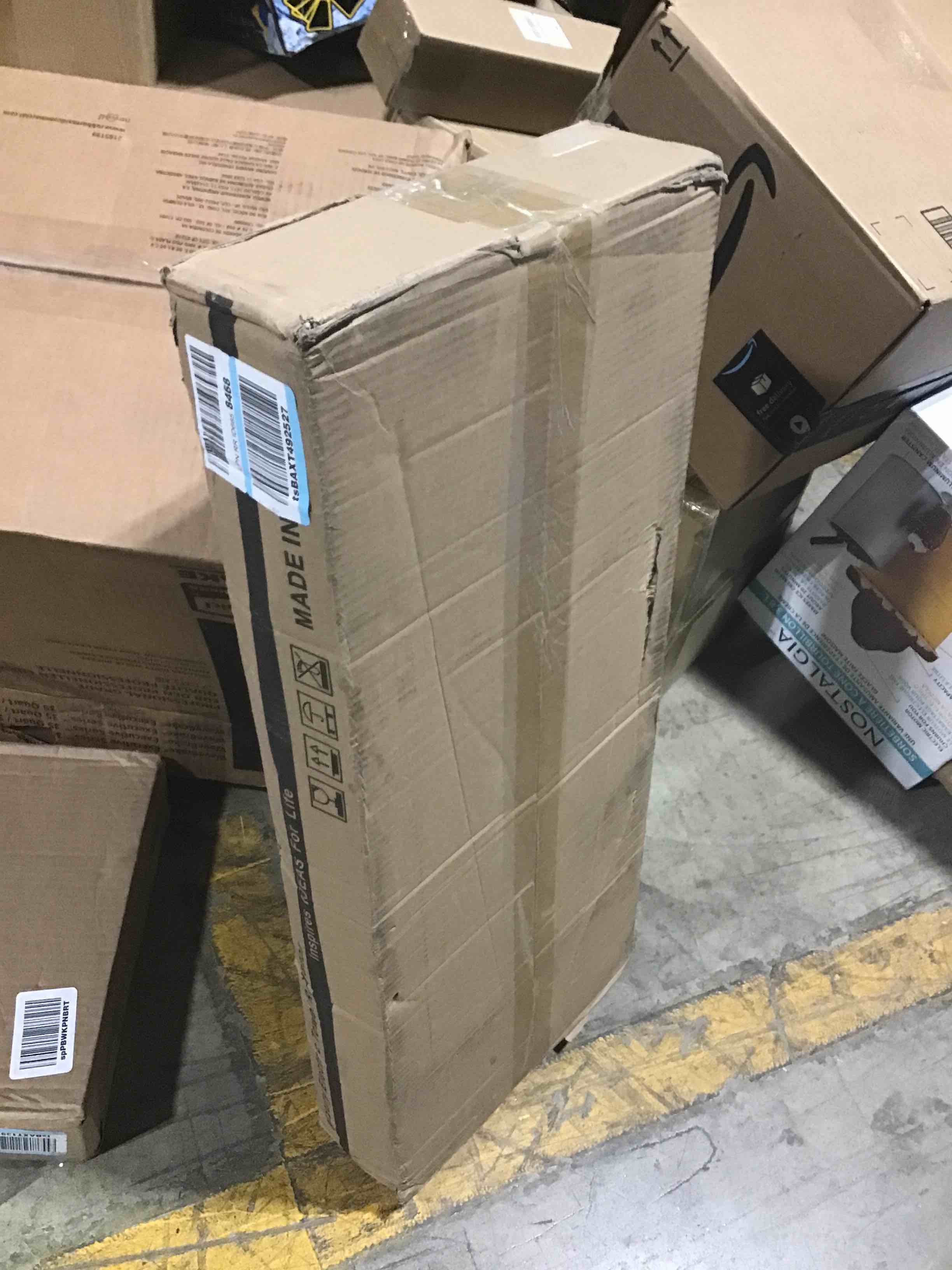 https://s3.amazonaws.com/lotting-images-prod/bidfta/YEL6121710_1709848061010.jpeg