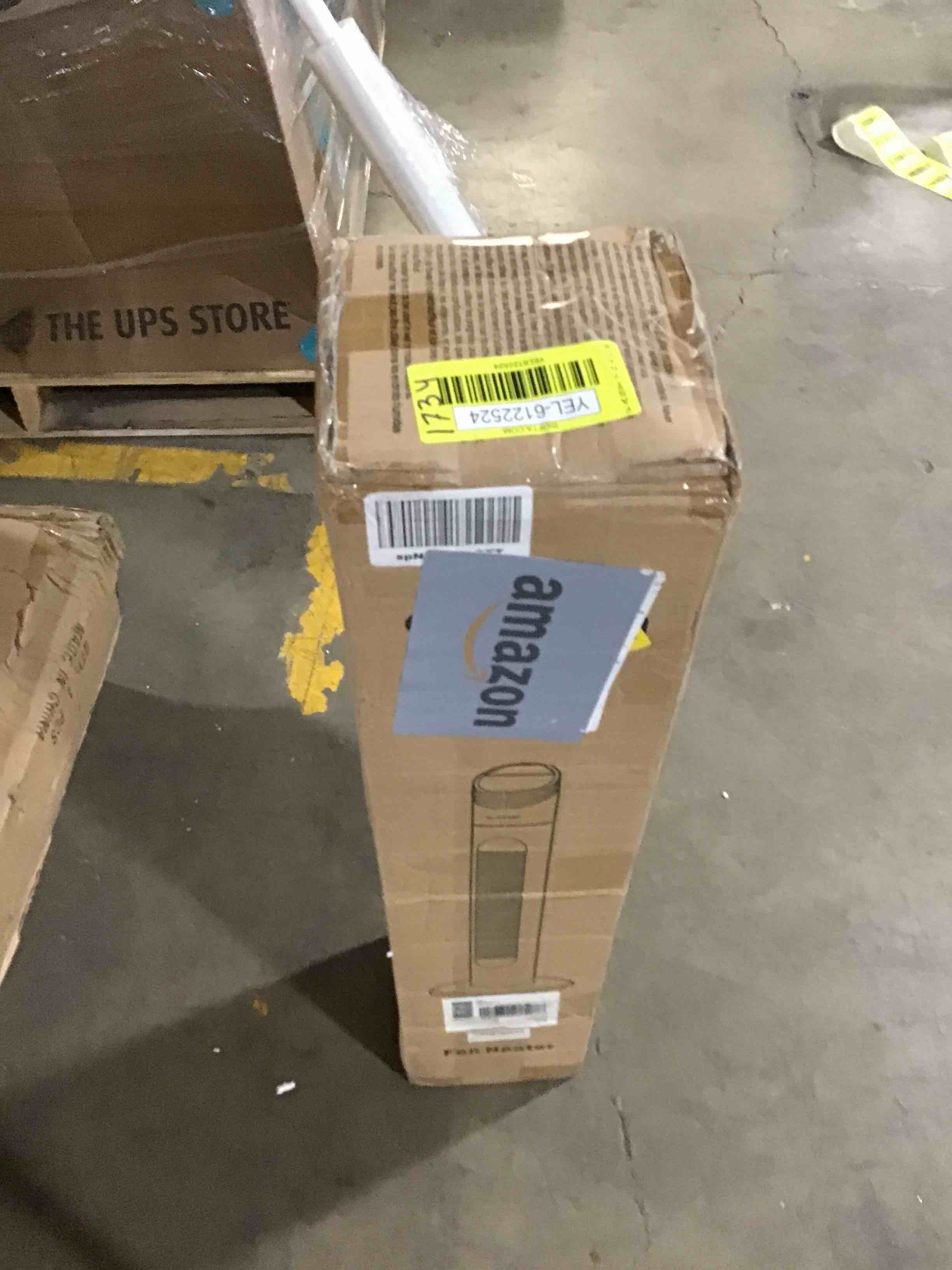 https://s3.amazonaws.com/lotting-images-prod/bidfta/YEL6122524_1710776223390.jpeg
